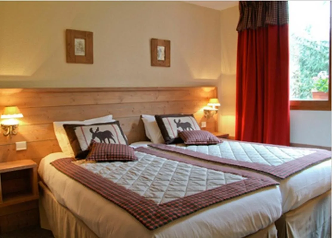 Bed in Hôtel Restaurant La Tourmaline