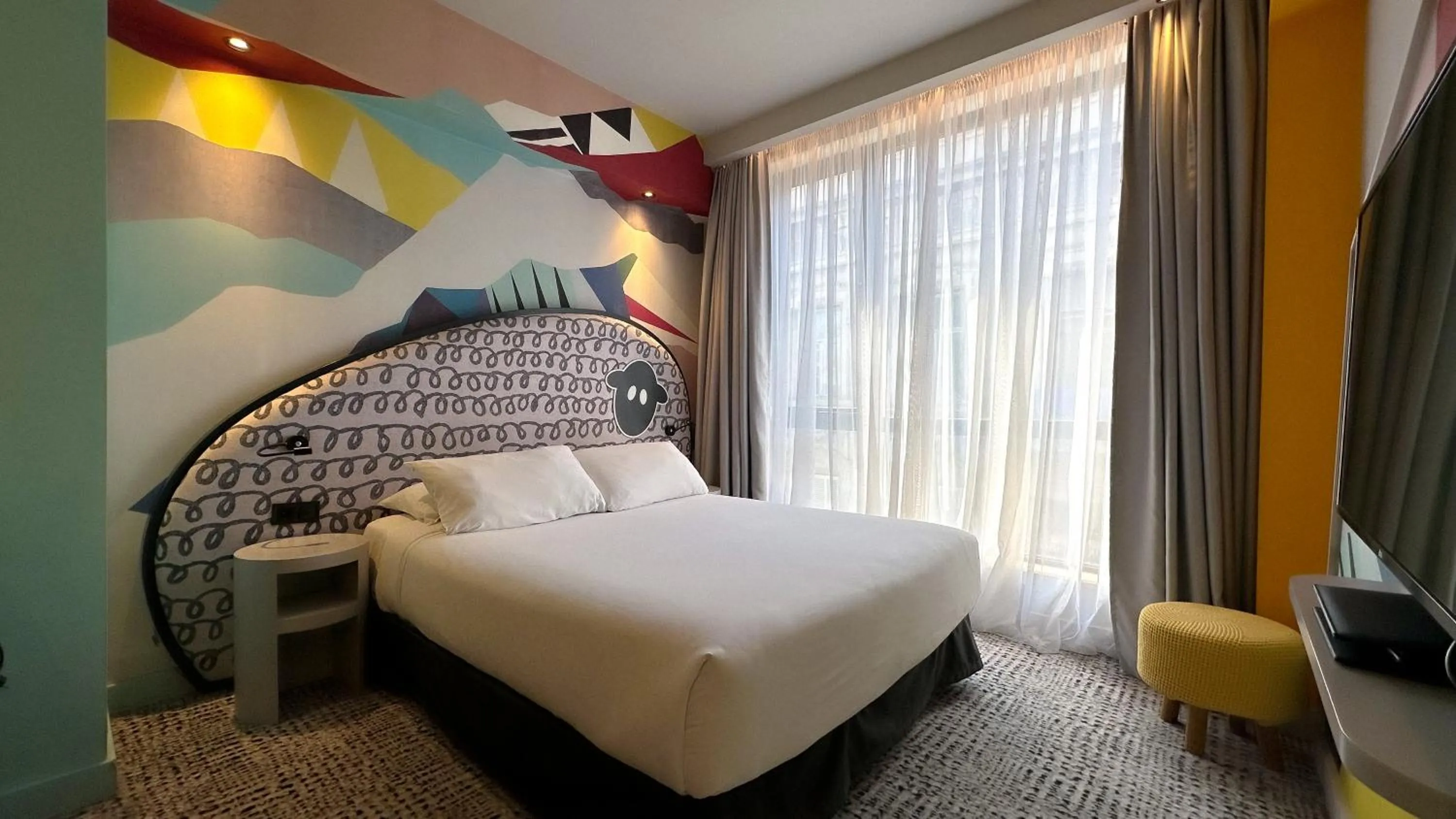 Bed in ibis Styles Tbilisi Center