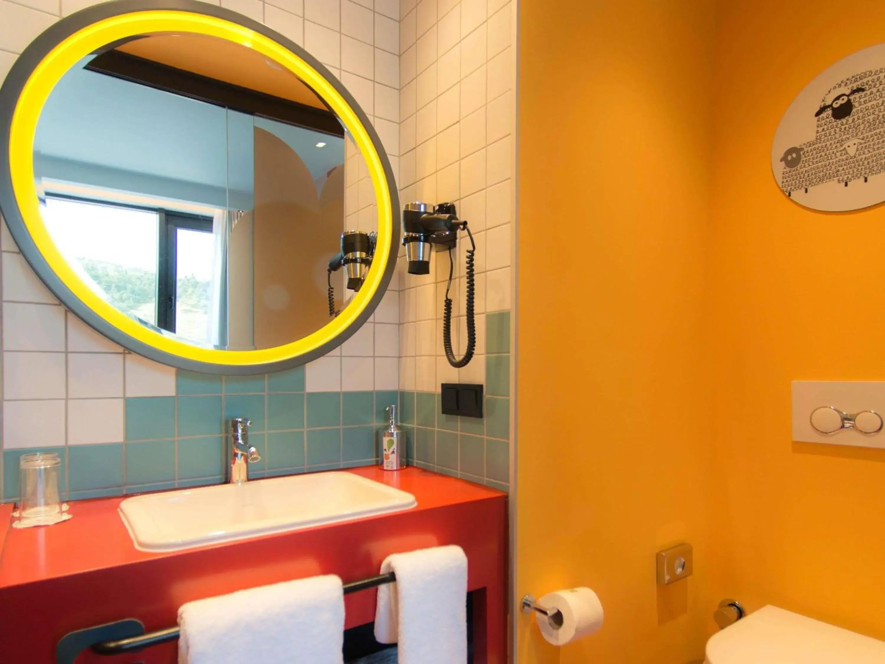 Suite in ibis Styles Tbilisi Center Suite in ibis Styles Tbilisi Center