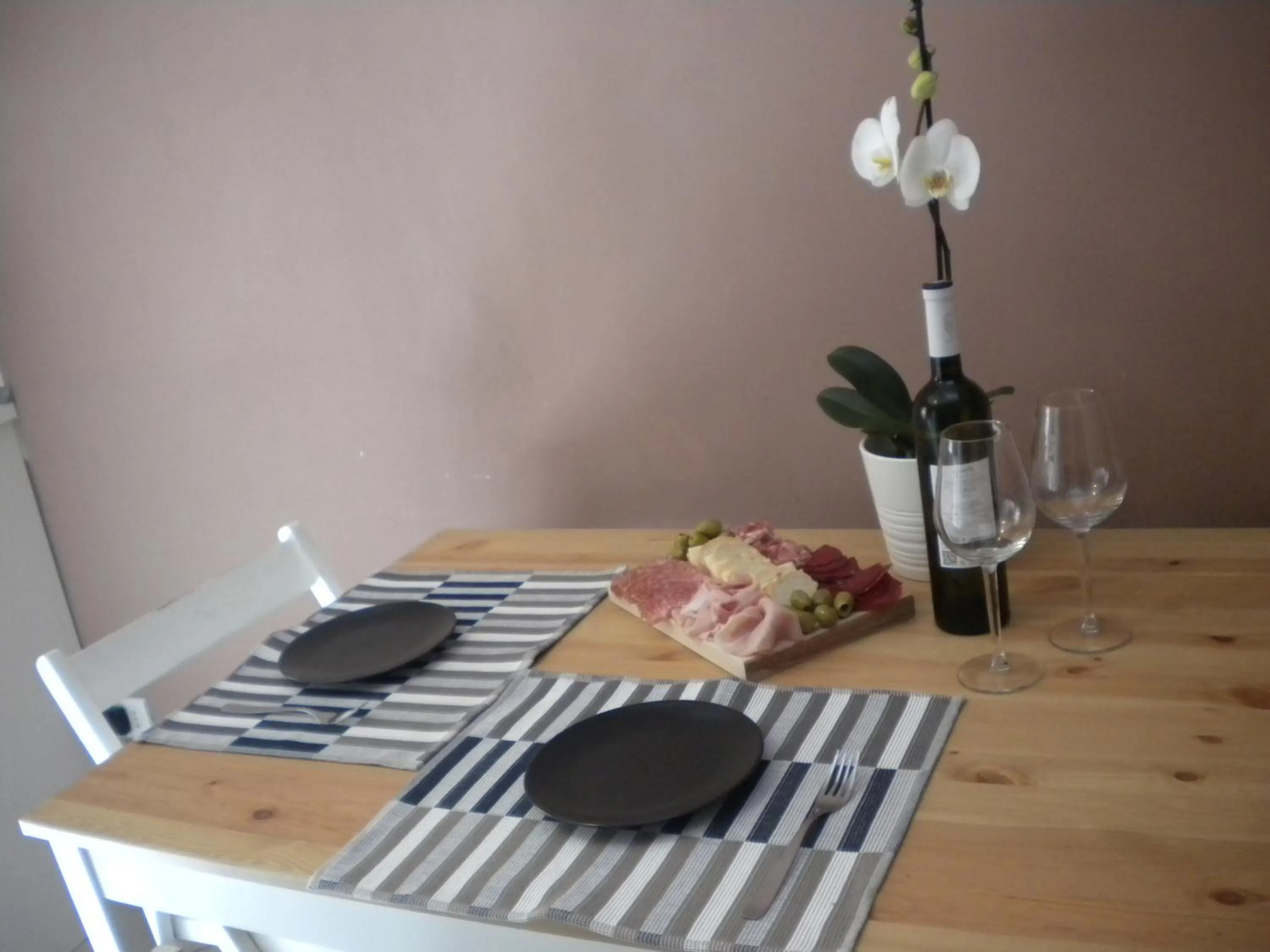 Meals in Roman Holidays