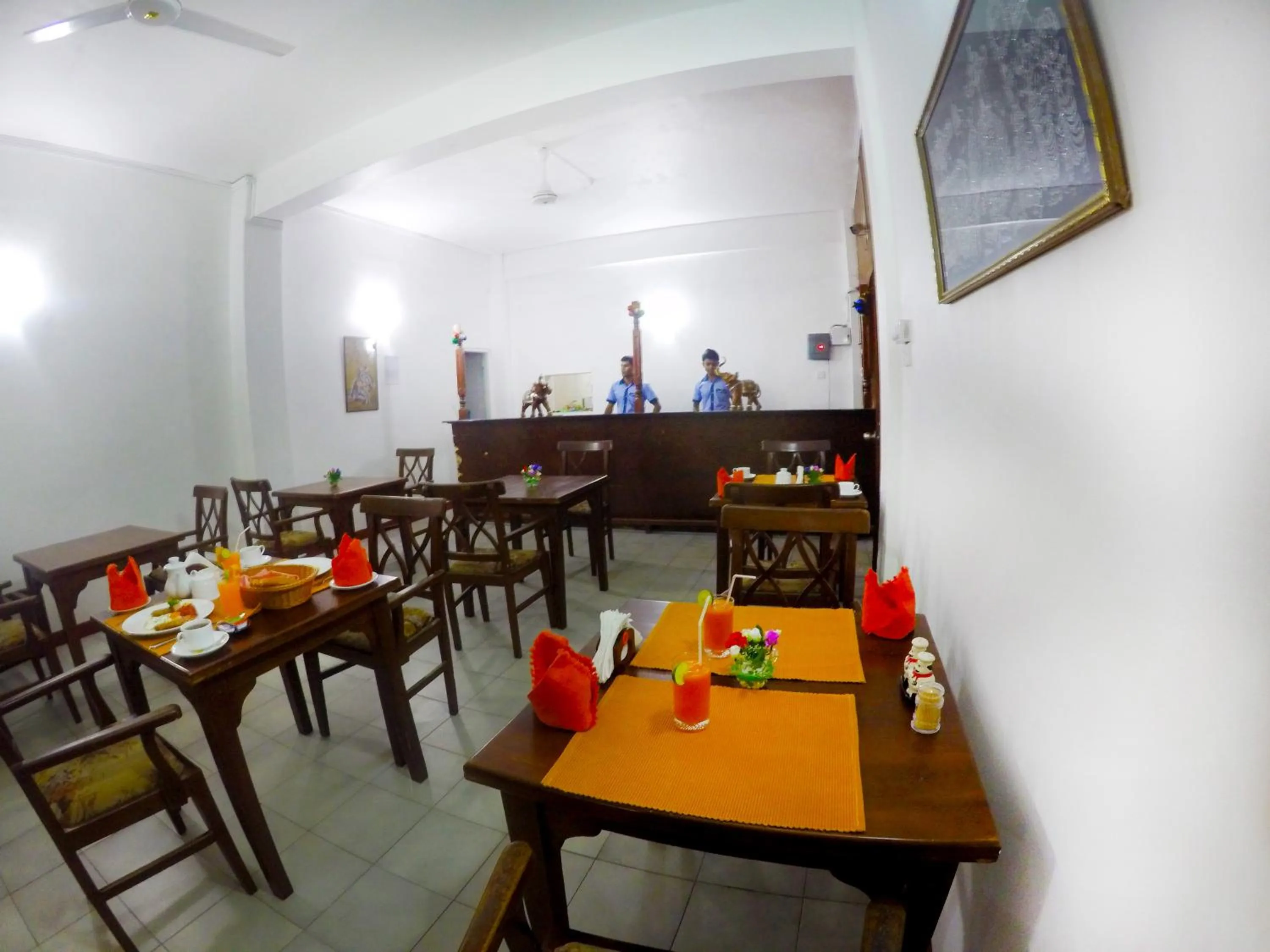 Restaurant/places to eat in Colombo Residency