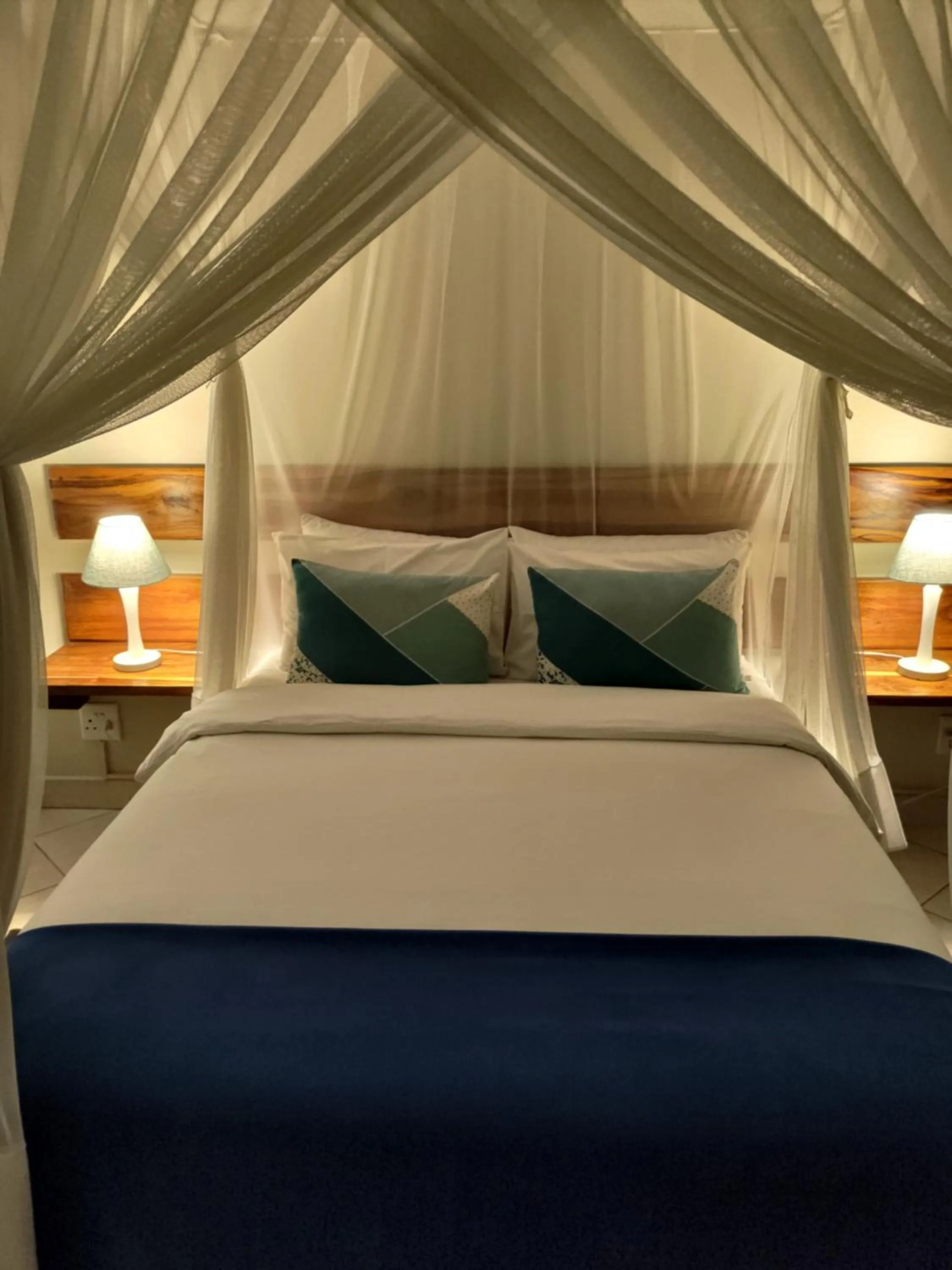 Bed in Sundown Guest House Maputo