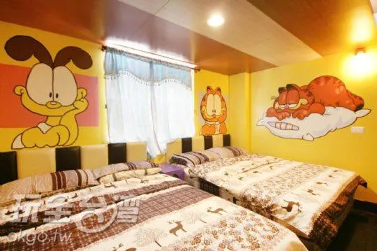 Photo of the whole room, Bed in Her Home Homestay