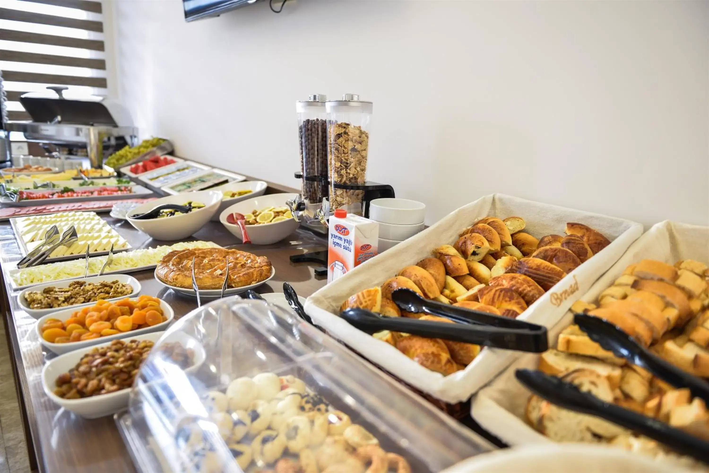 Food and drinks in Hakcan Hotel Food and drinks in Hakcan Hotel