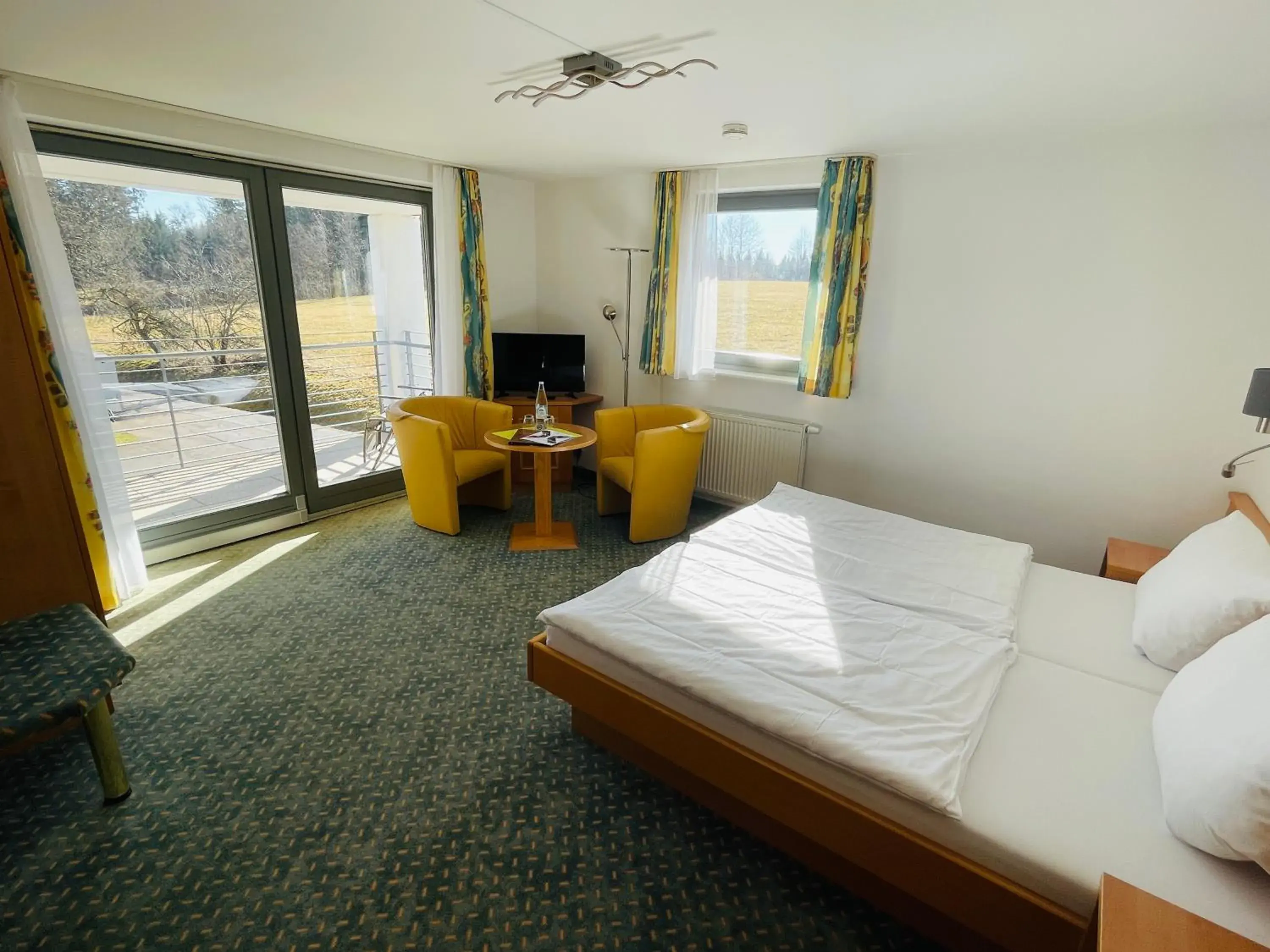 Single Room with Balcony in Landhotel Karin Single Room with Balcony in Landhotel Karin