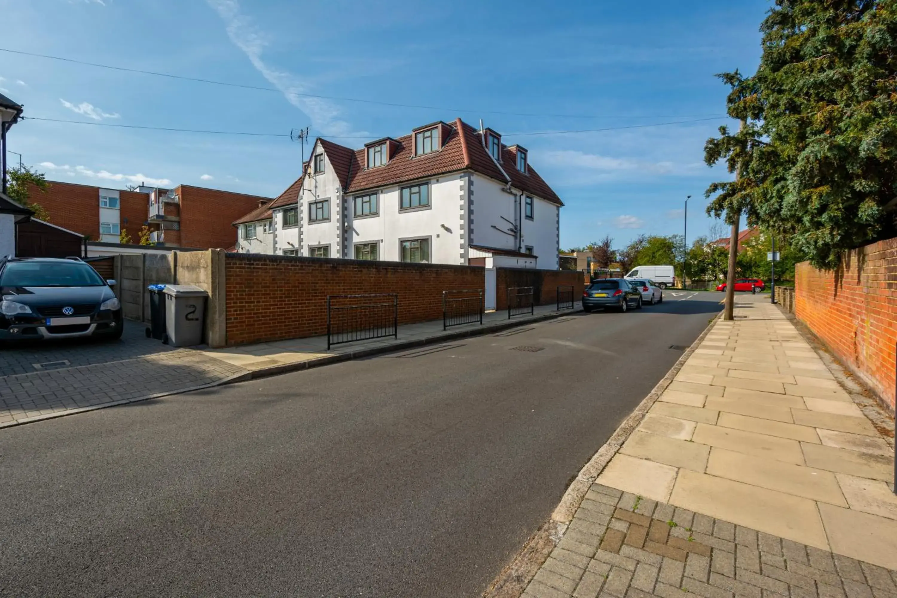 Street view in The Brent Hotel - London - Wembley Street view in The Brent Hotel - London - Wembley