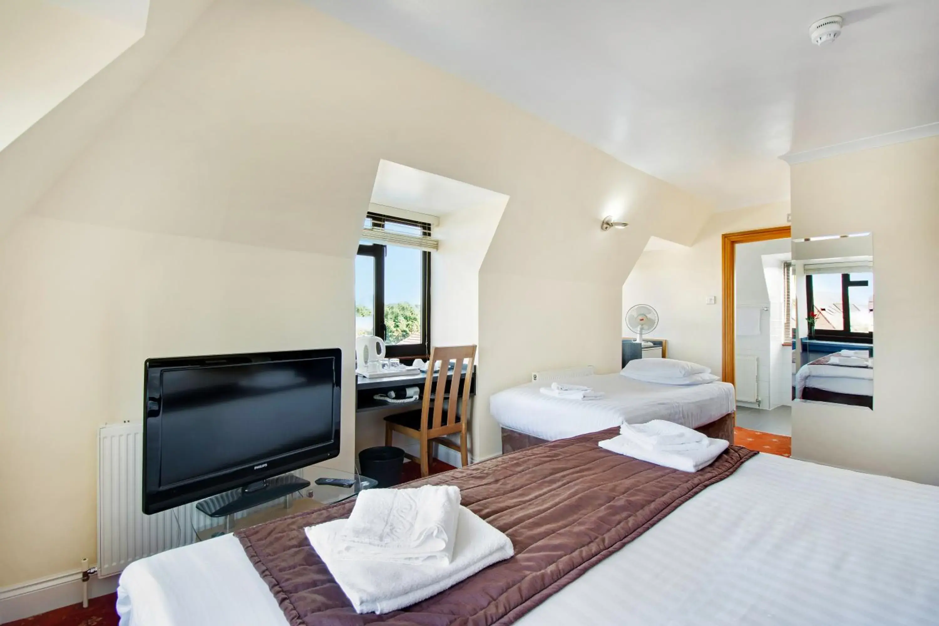 Bedroom in The Brent Hotel - London - Wembley Bedroom in The Brent Hotel - London - Wembley