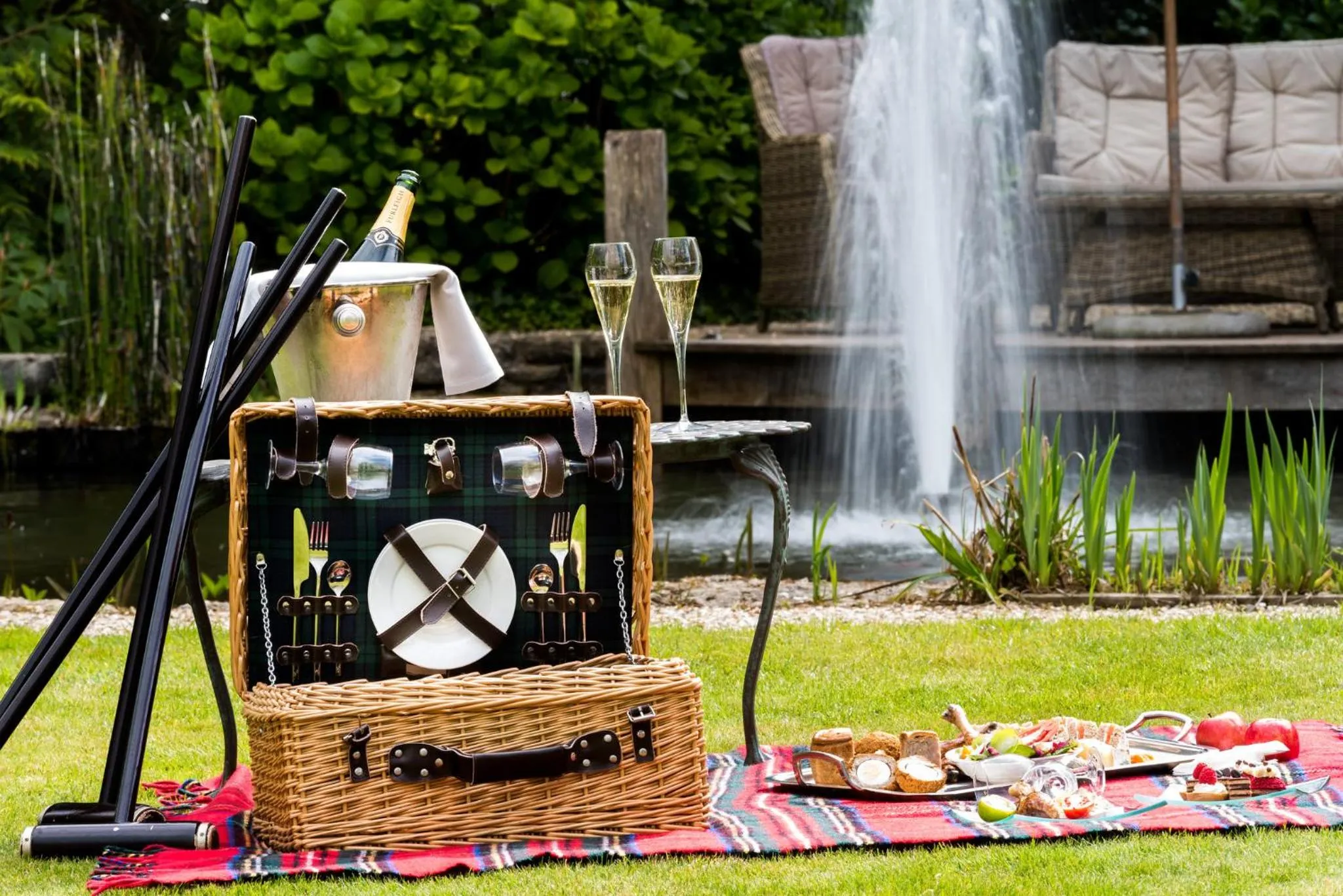 Garden in Summer Lodge Country House Hotel
