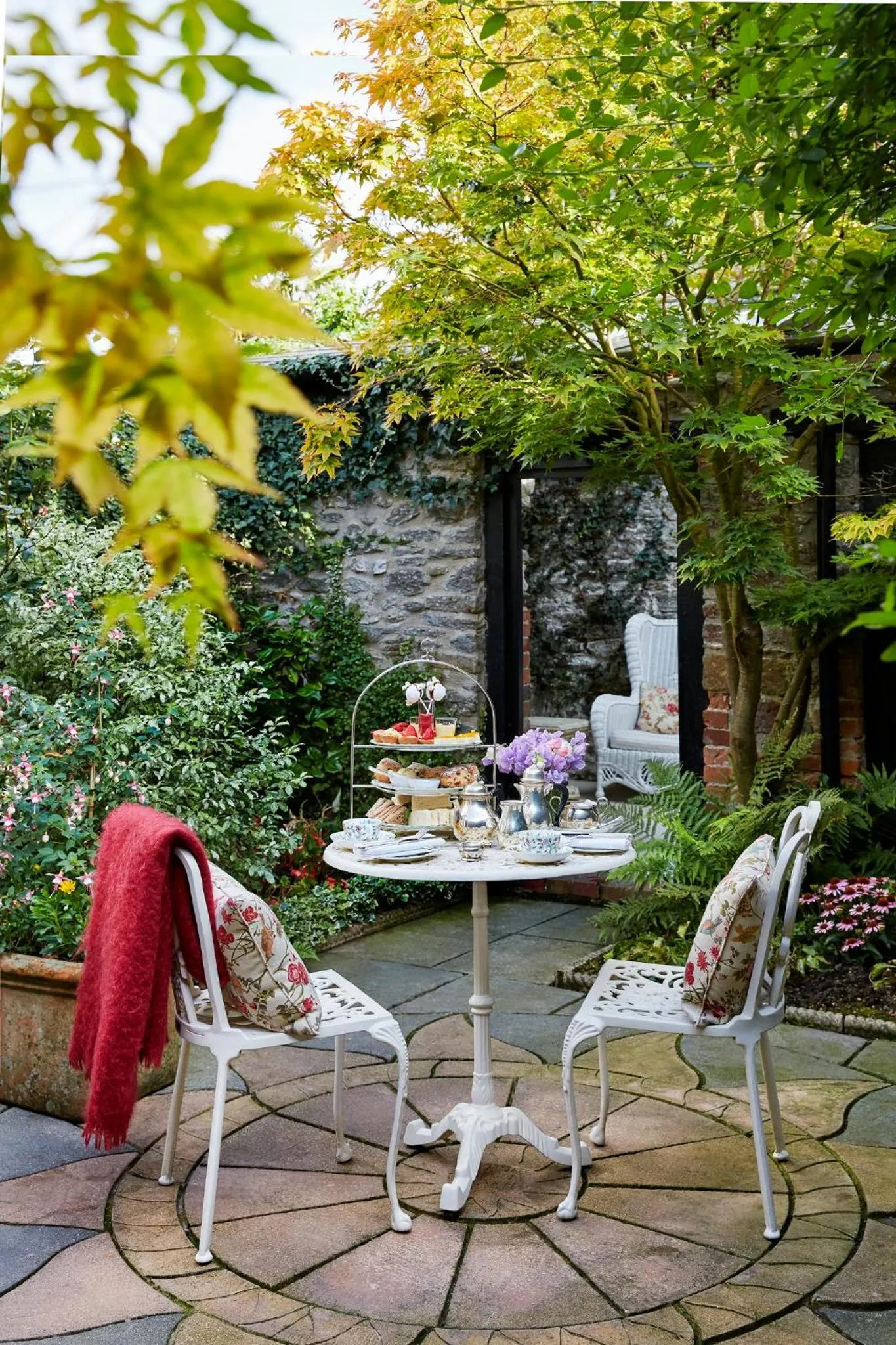 Logo/Certificate/Sign in Summer Lodge Country House Hotel