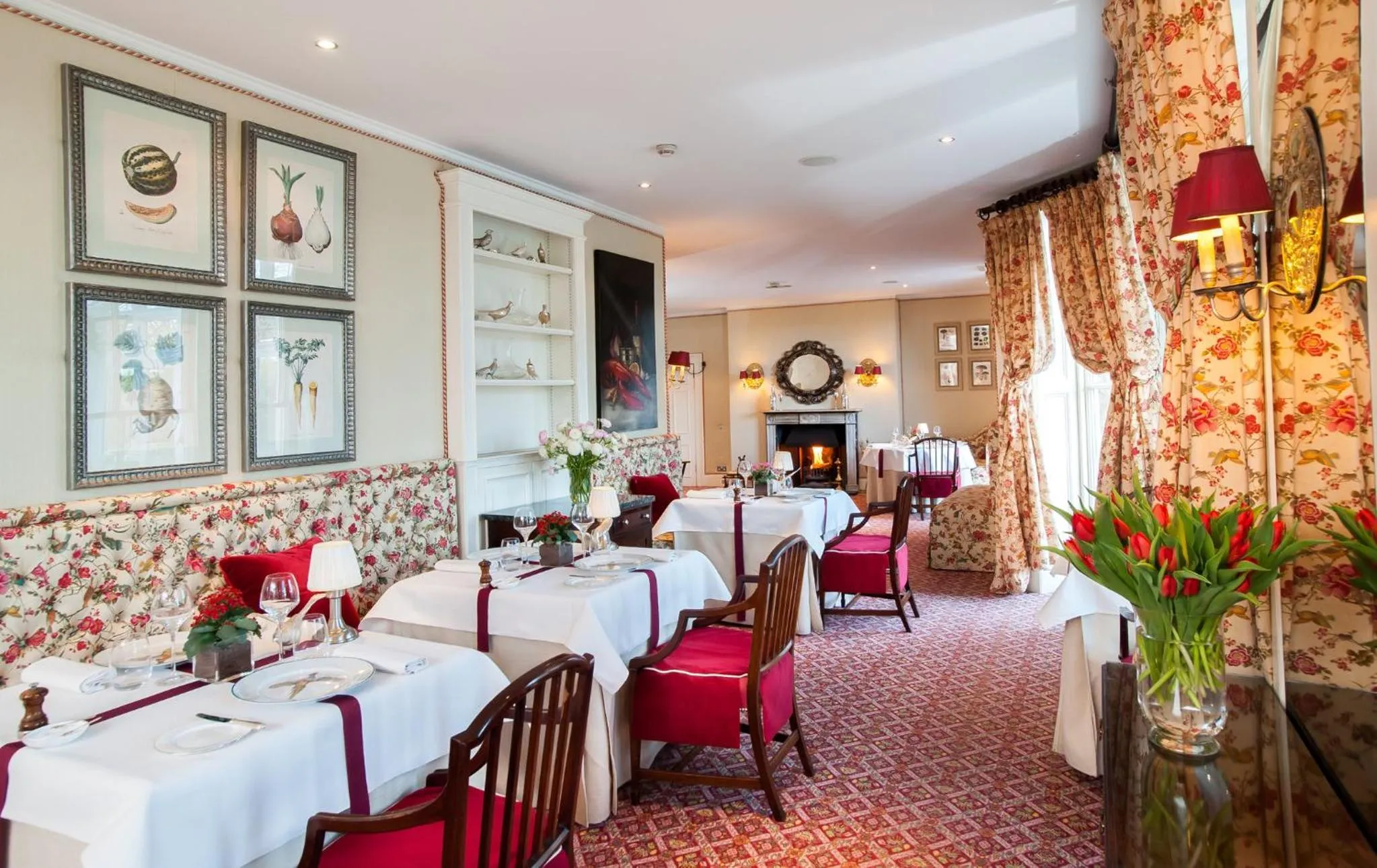 Restaurant/places to eat in Summer Lodge Country House Hotel