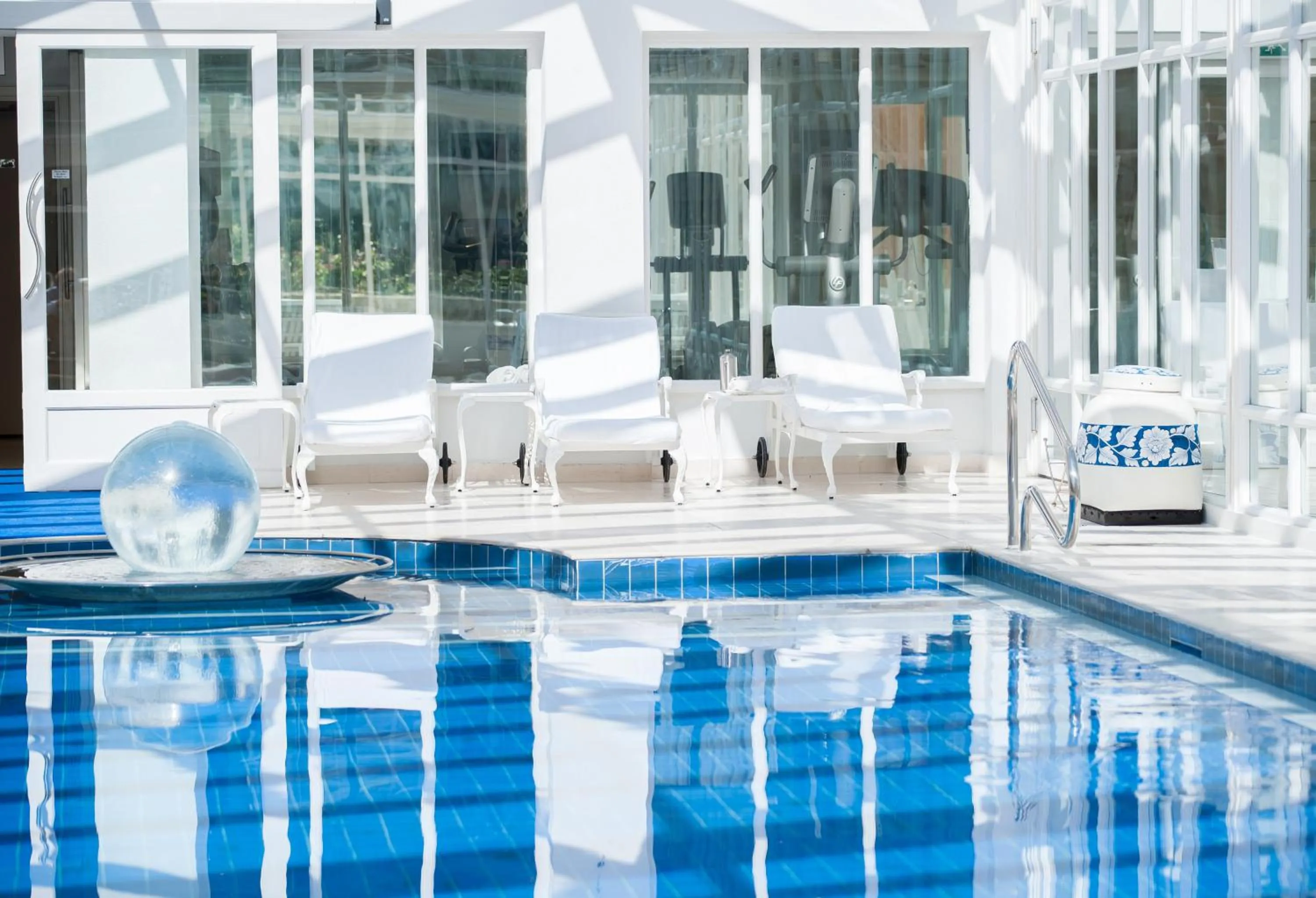 Spa and wellness centre/facilities in Summer Lodge Country House Hotel