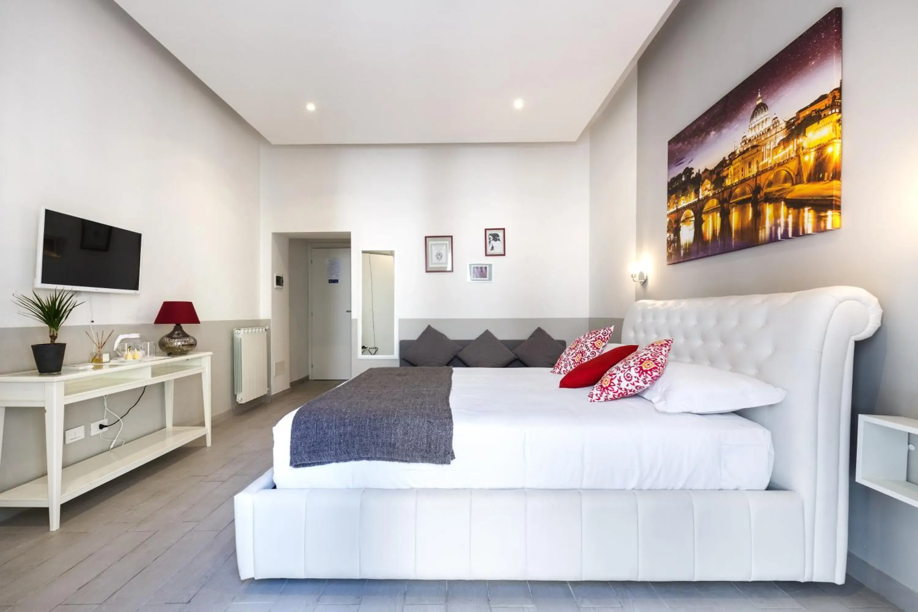 Superior King Room in Sallustio Fine Rooms Guest House Superior King Room in Sallustio Fine Rooms Guest House