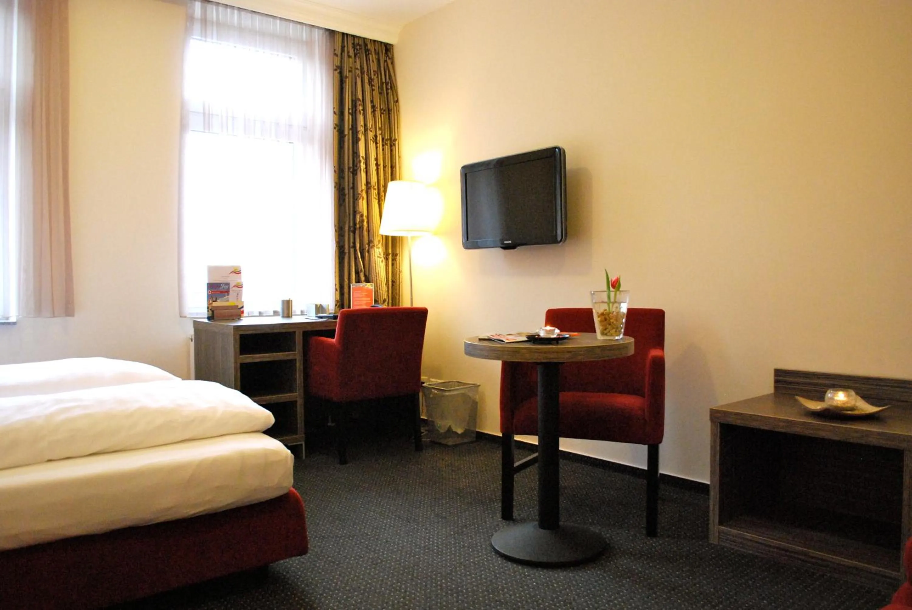 TV and multimedia, Bed in Hotel Dietrichsdorfer Hof