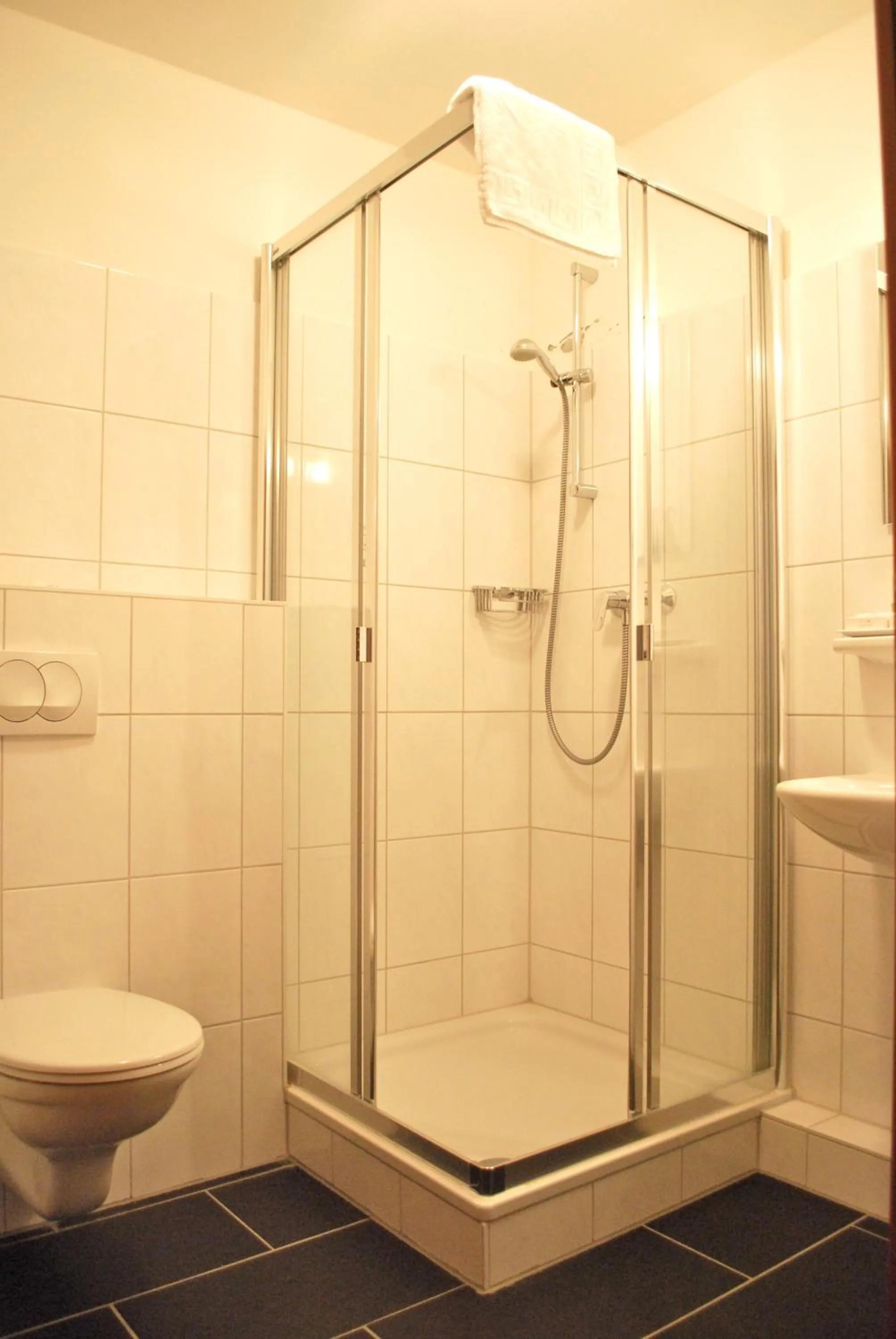 Bathroom in Hotel Dietrichsdorfer Hof