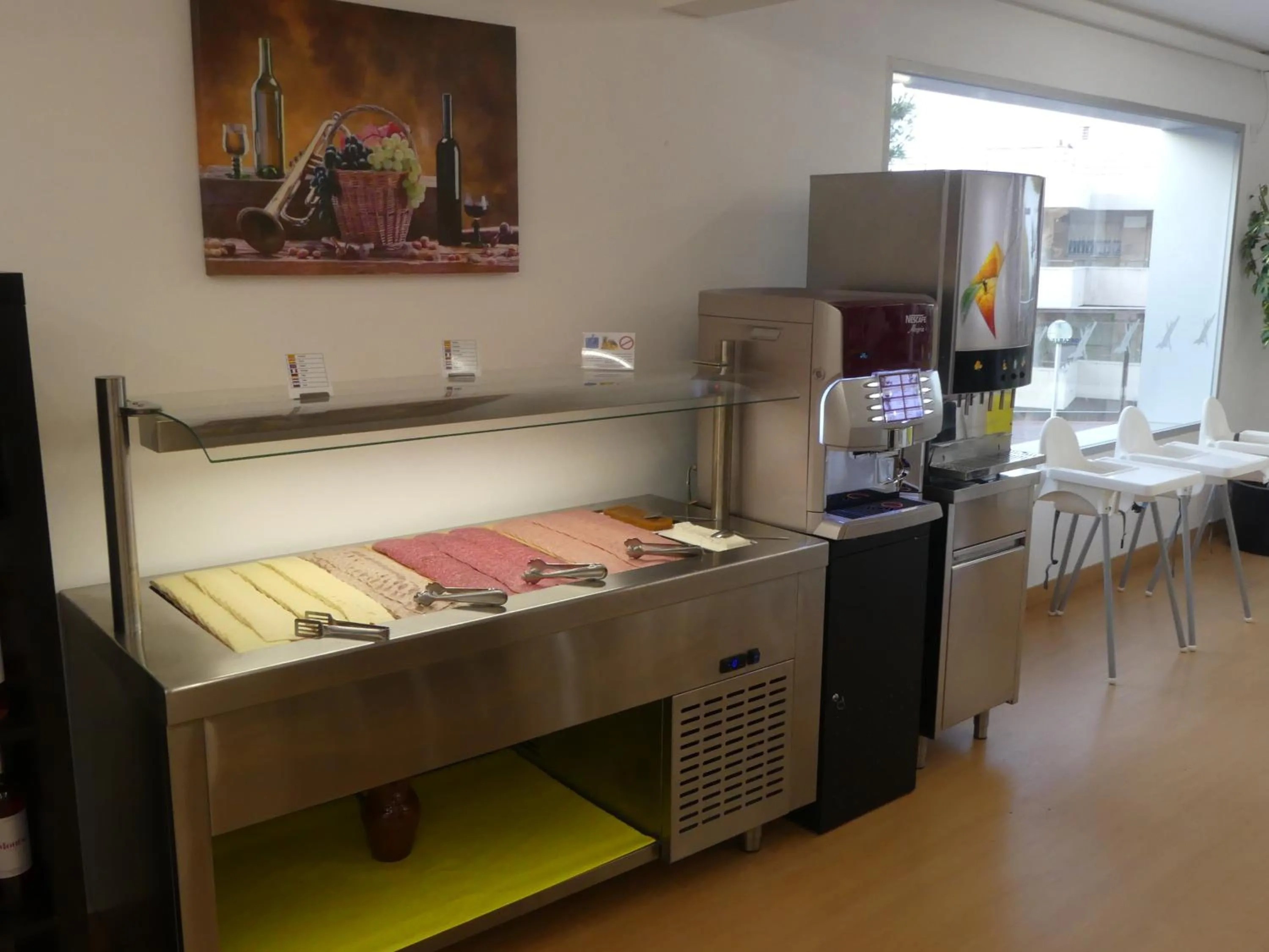 Buffet breakfast in Albatros Family