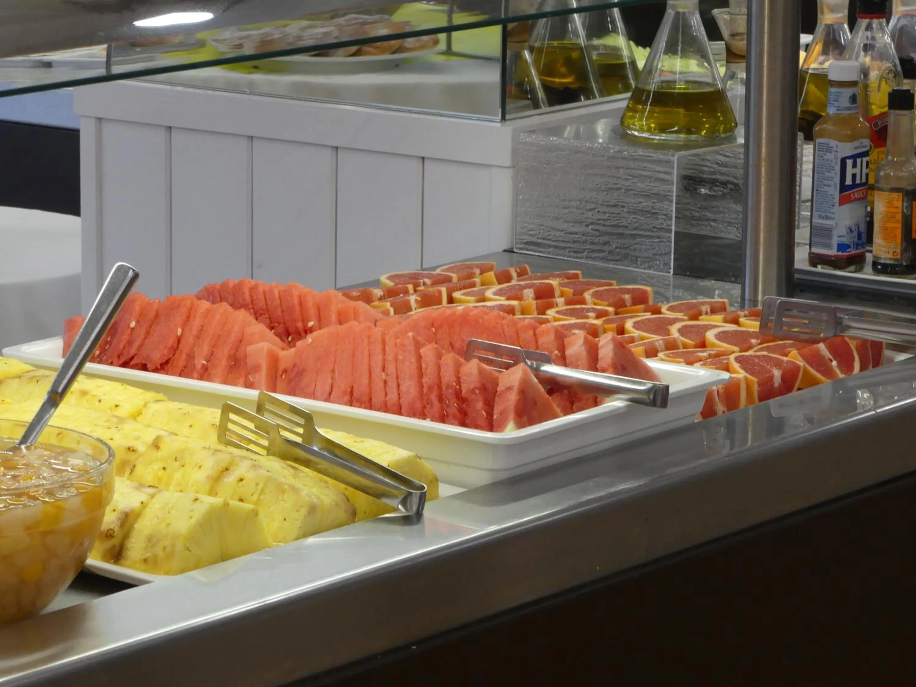 Breakfast in Albatros Family