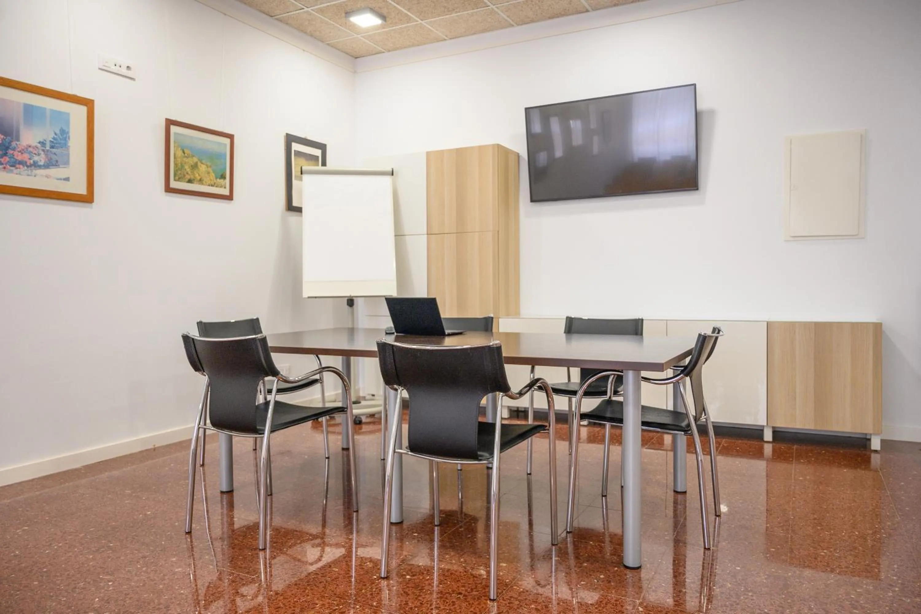 TV and multimedia in Albatros Family