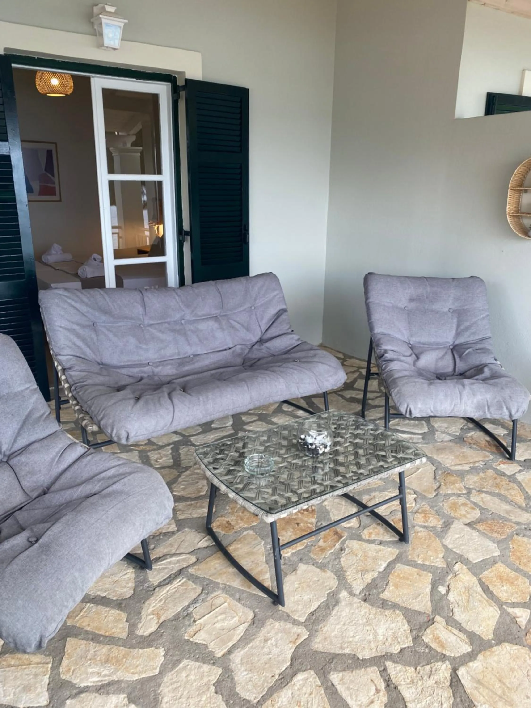 Vicky's Panoramic View Apartments
