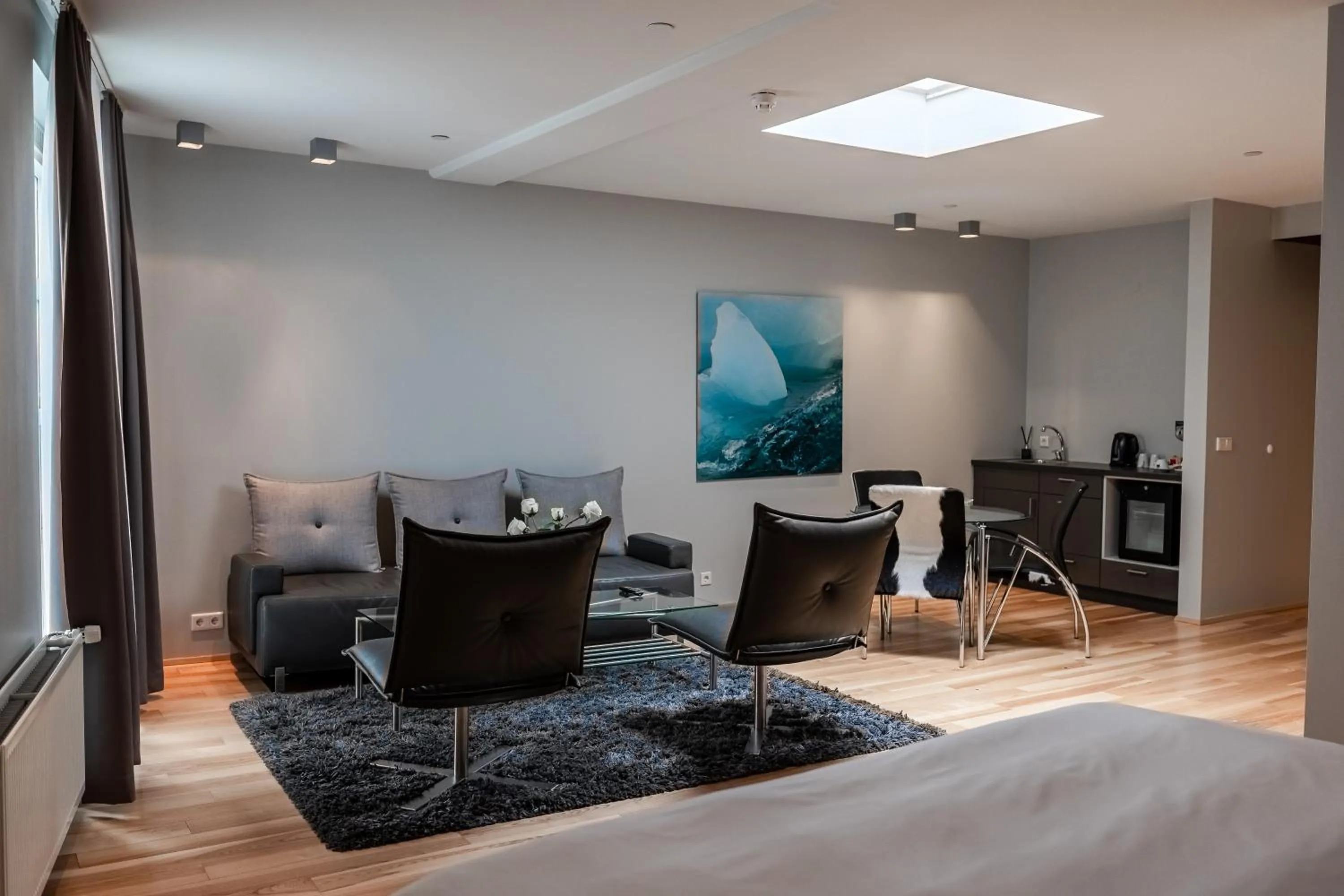 Seating area in Park Inn by Radisson Reykjavik Keflavík Airport