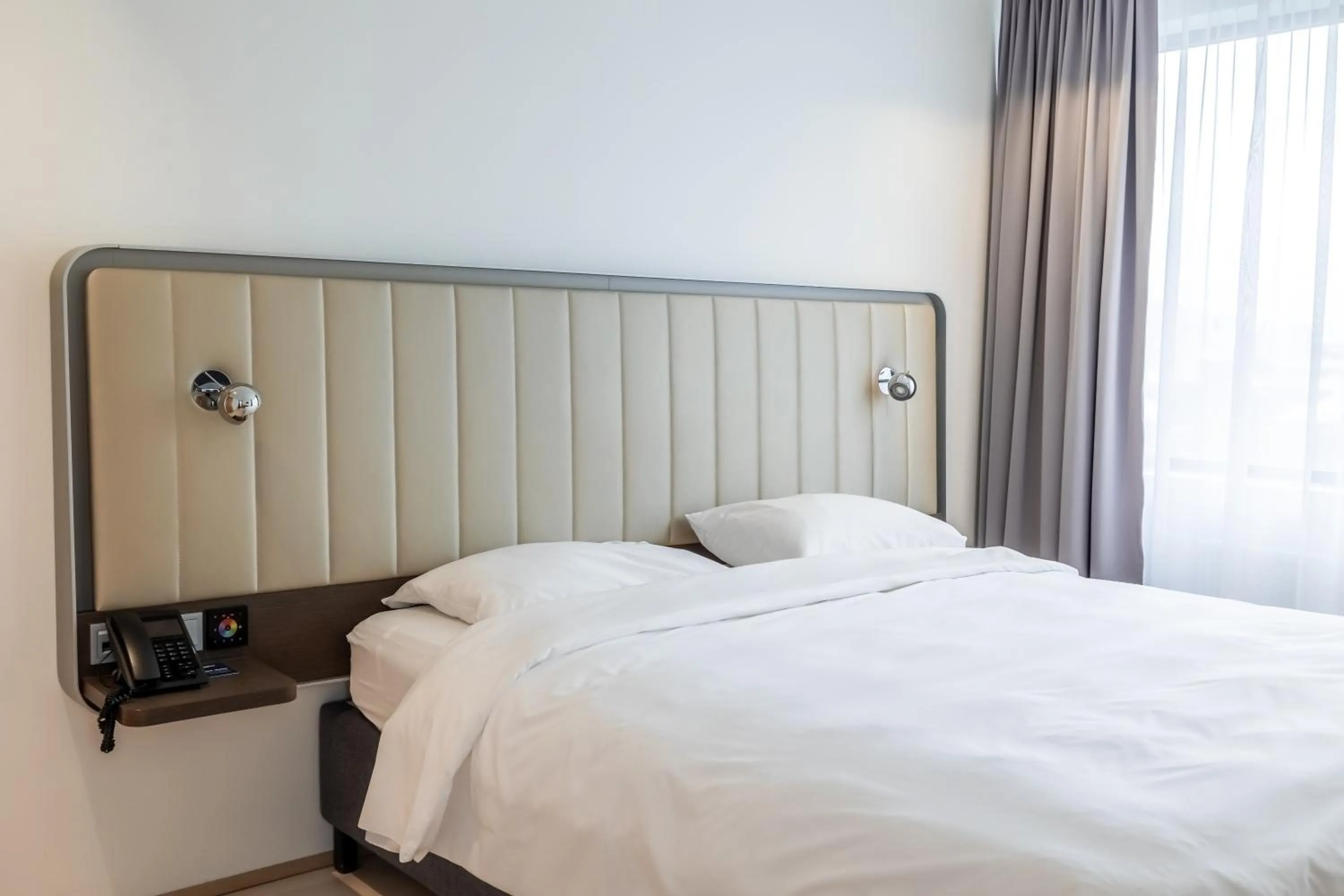 Bedroom, Bed in Park Inn by Radisson Reykjavik Keflavík Airport