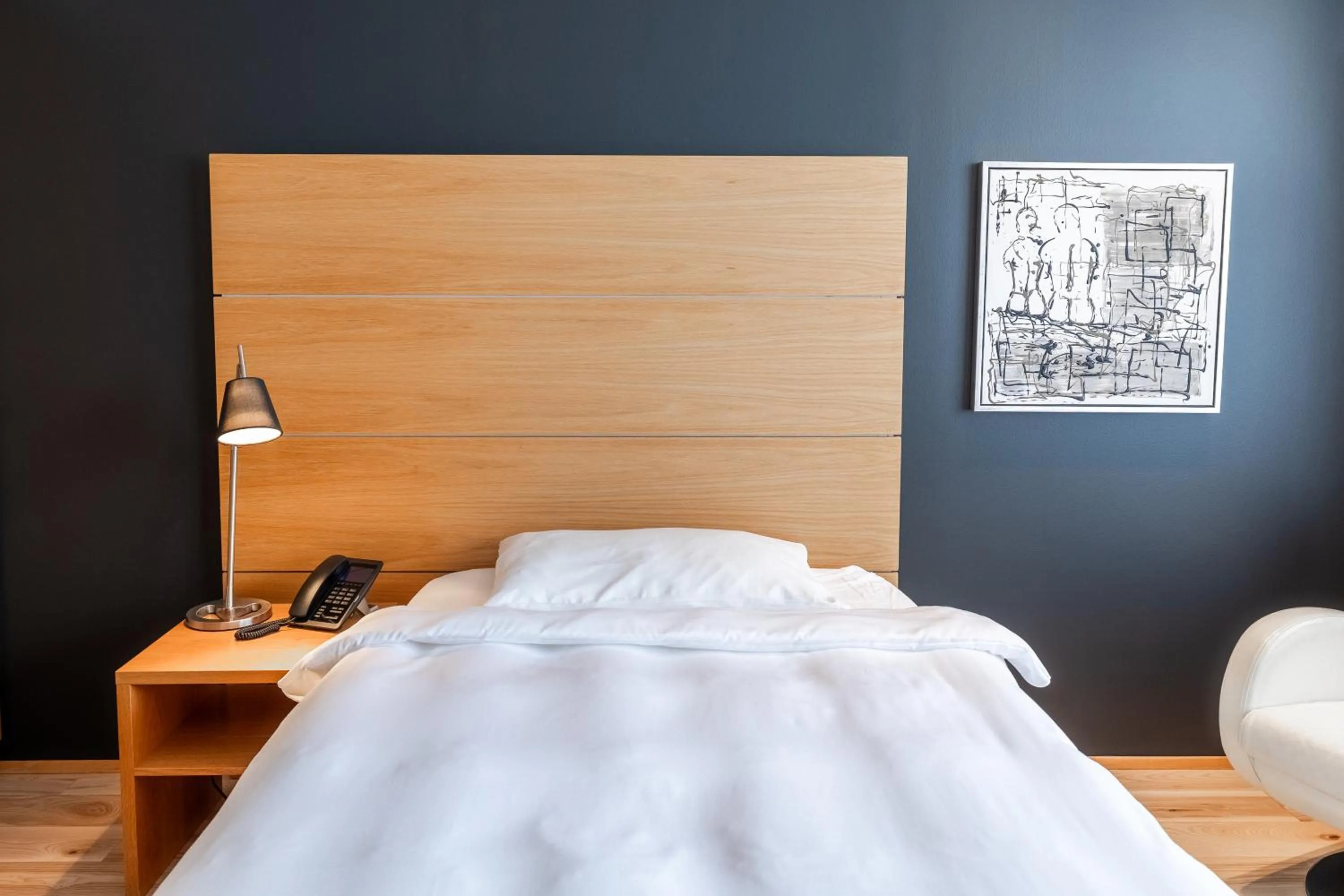 Bed in Park Inn by Radisson Reykjavik Keflavík Airport