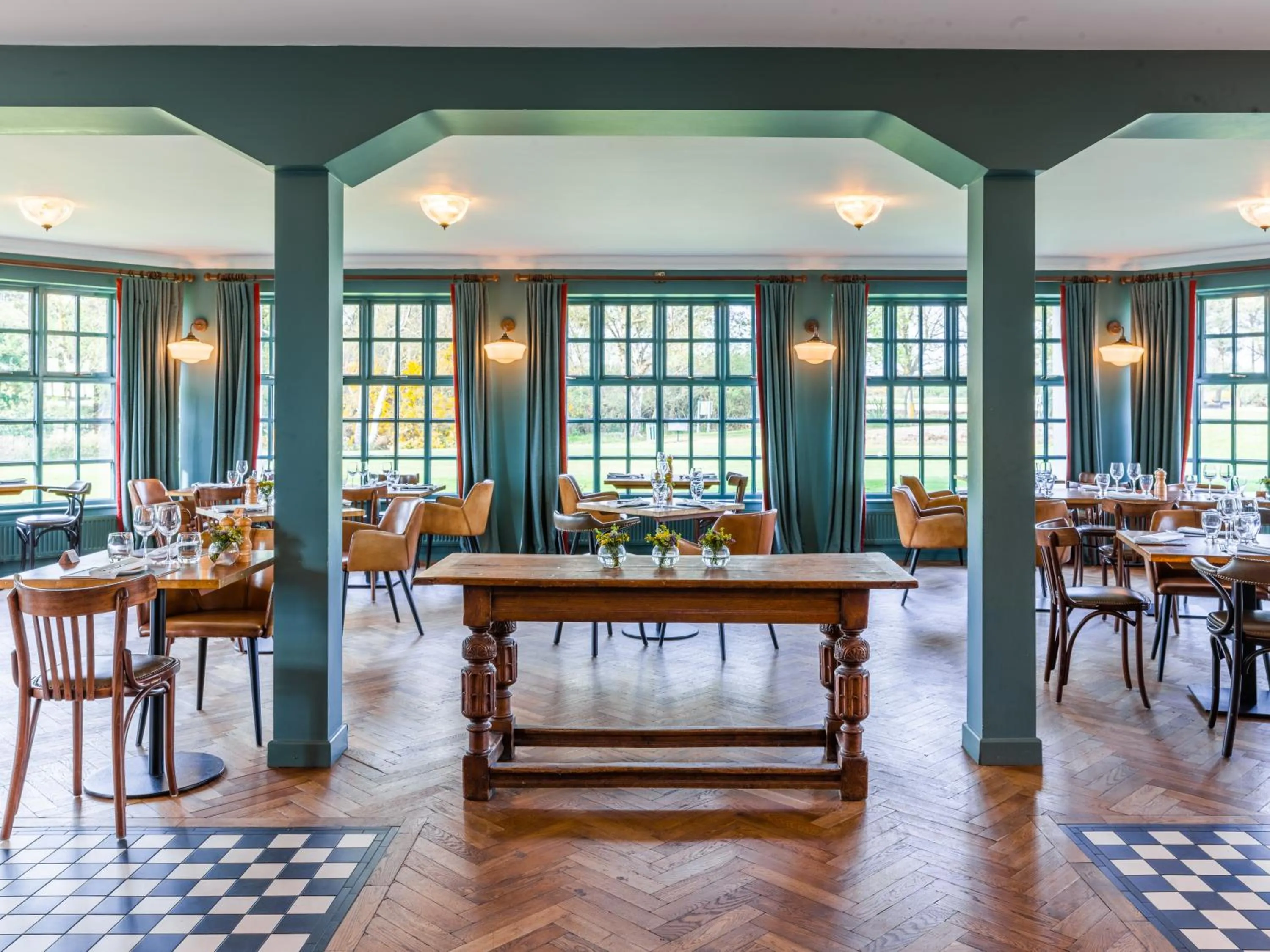 Restaurant/places to eat in Thorpeness Golf Club and Hotel