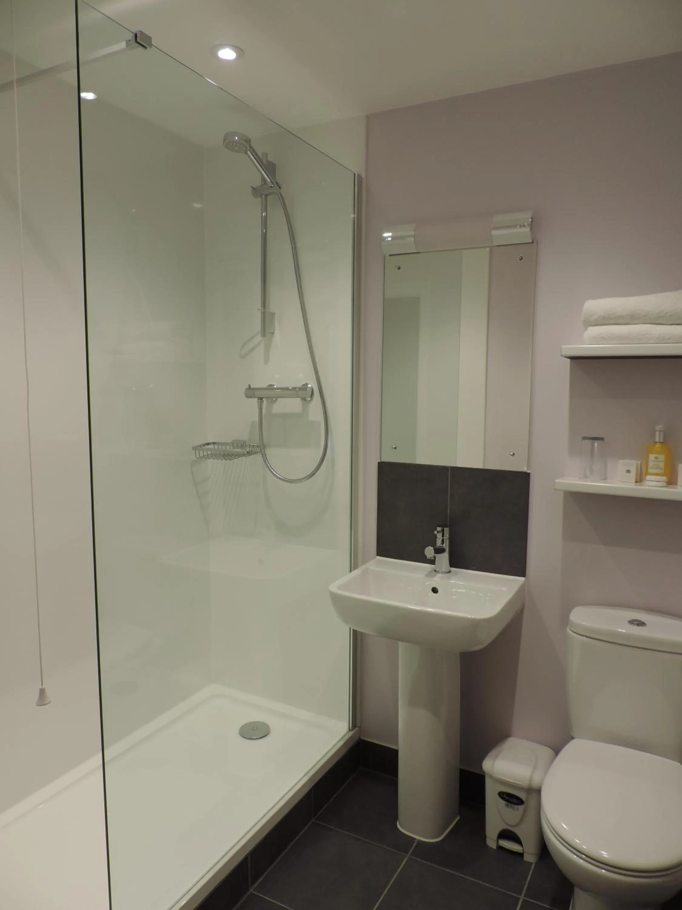 Bathroom in Thorpeness Golf Club and Hotel