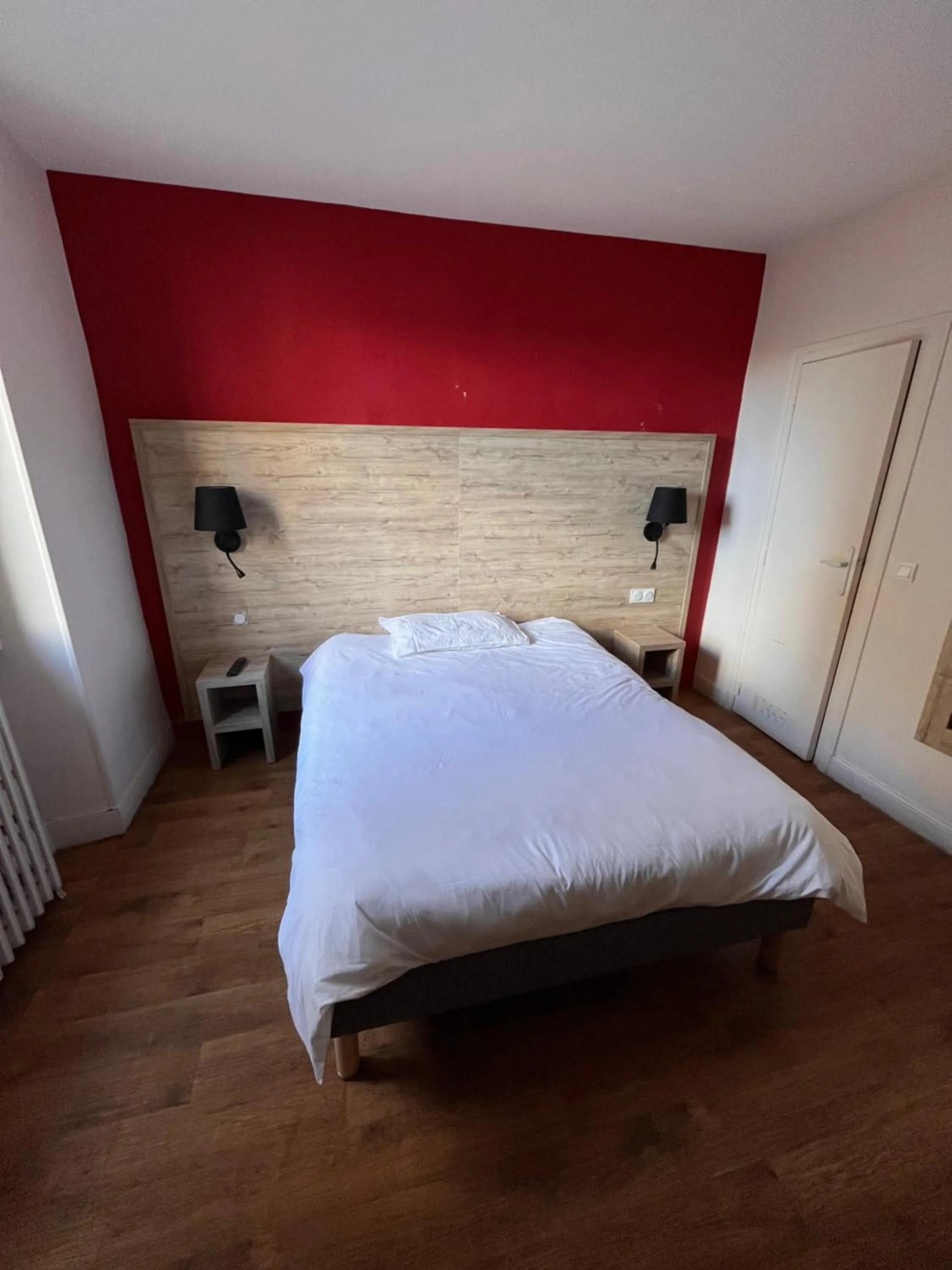 Bed in Hotel Le D'artagnan