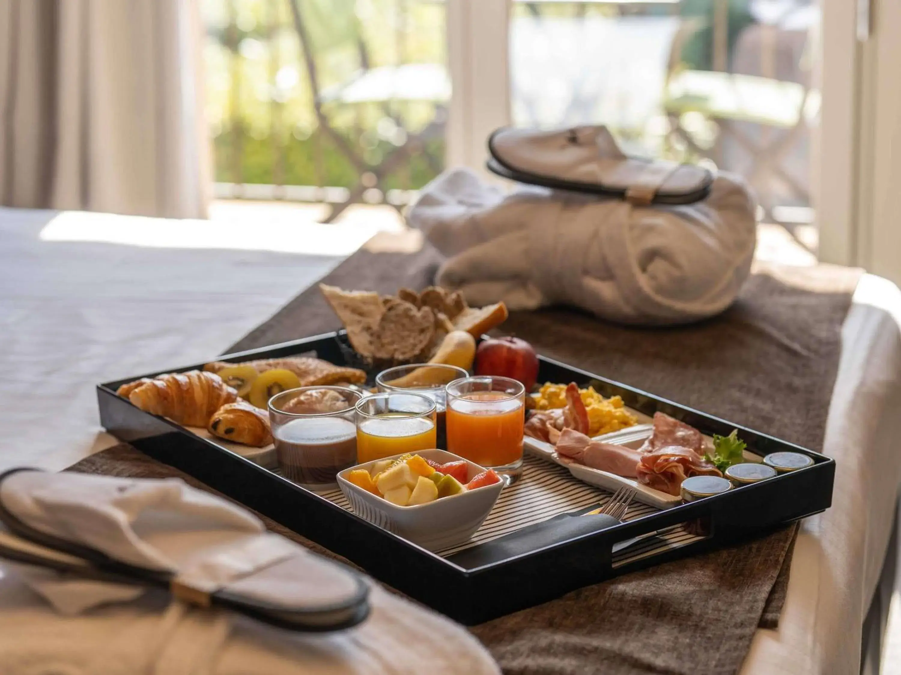 Restaurant/places to eat in Mercure Aix-En-Provence Sainte-Victoire Restaurant/places to eat in Mercure Aix-En-Provence Sainte-Victoire