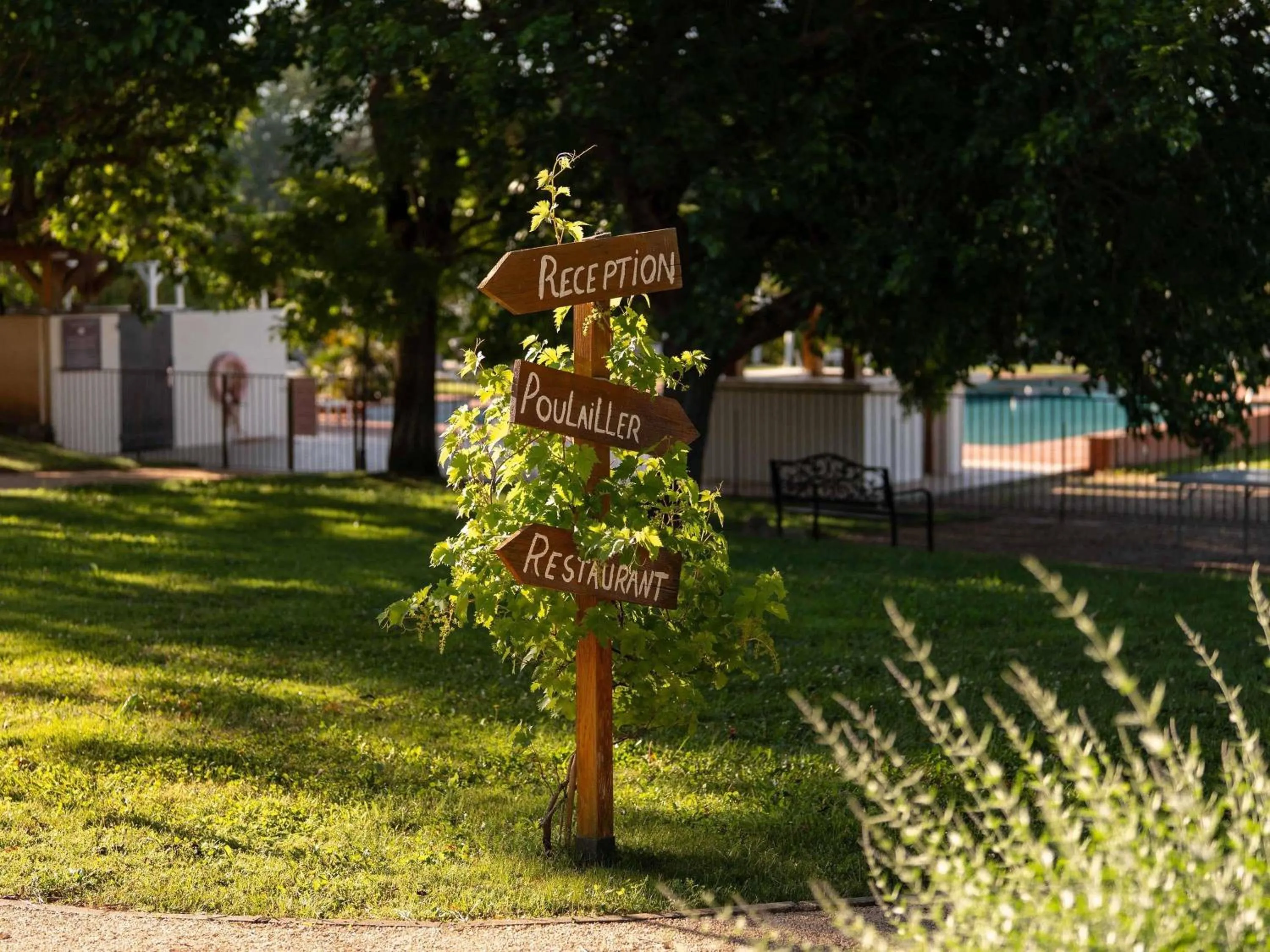 Property building in Mercure Aix-En-Provence Sainte-Victoire