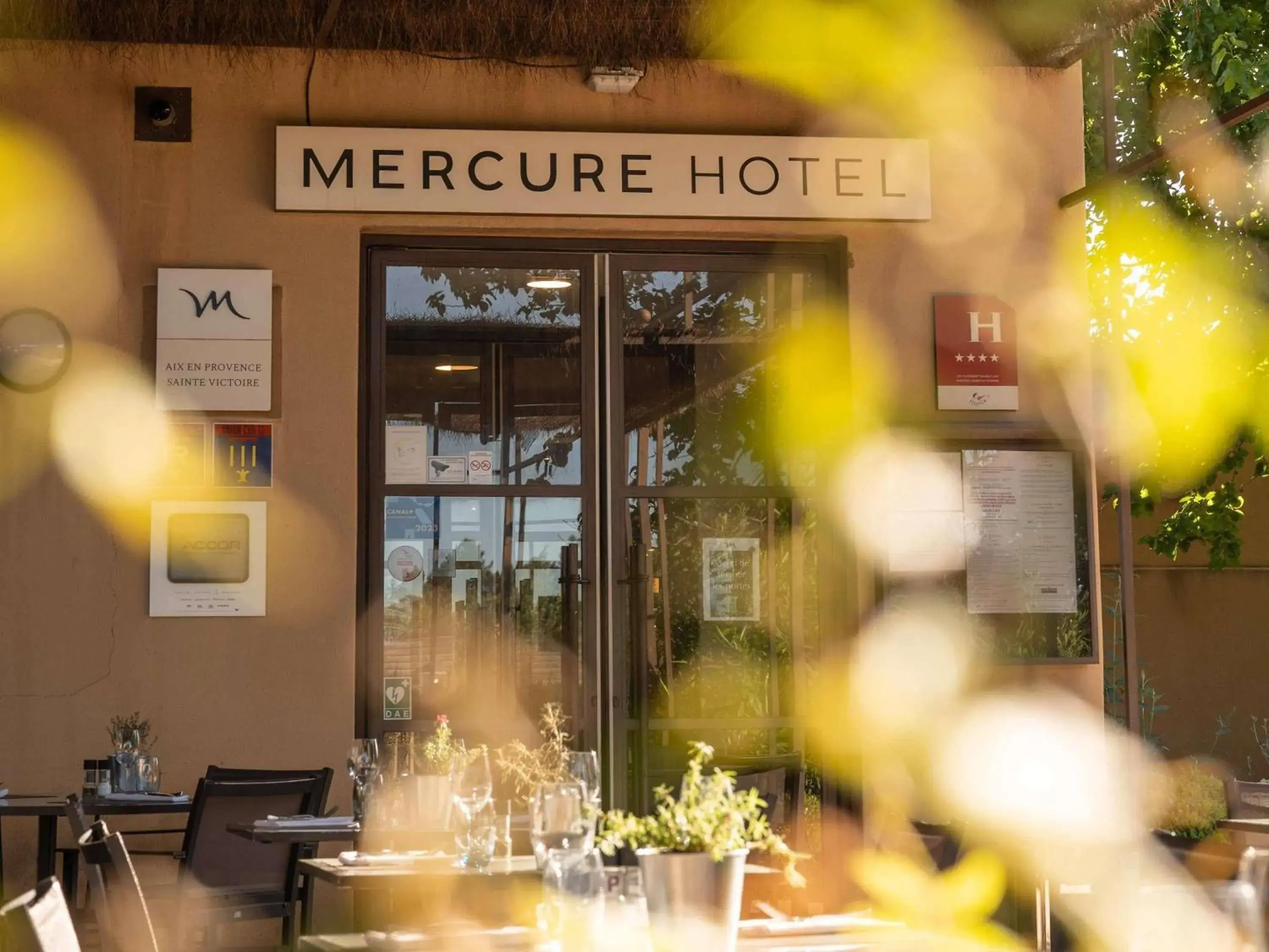 Restaurant/places to eat in Mercure Aix-En-Provence Sainte-Victoire Restaurant/places to eat in Mercure Aix-En-Provence Sainte-Victoire