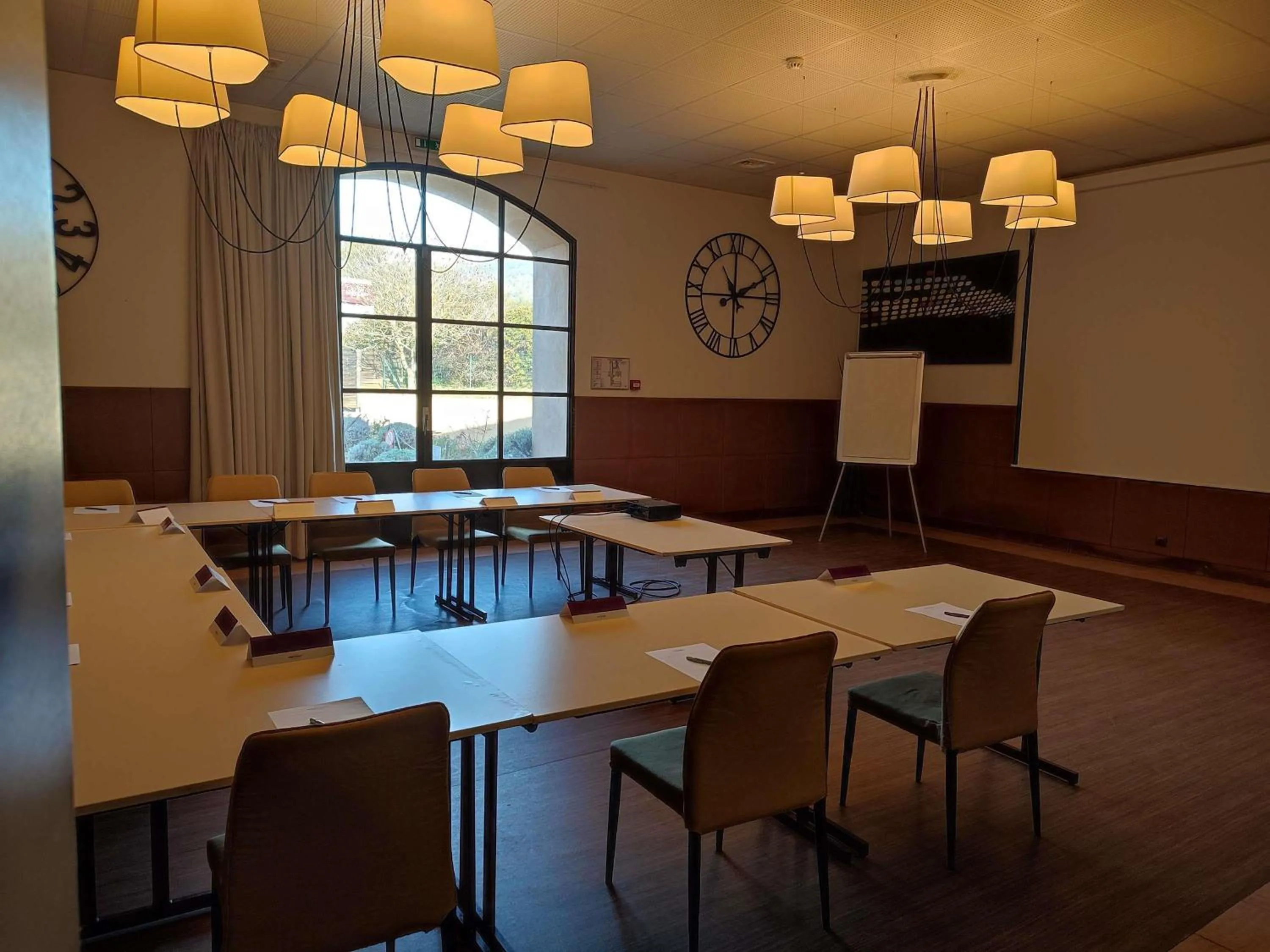 Meeting/conference room in Mercure Aix-En-Provence Sainte-Victoire