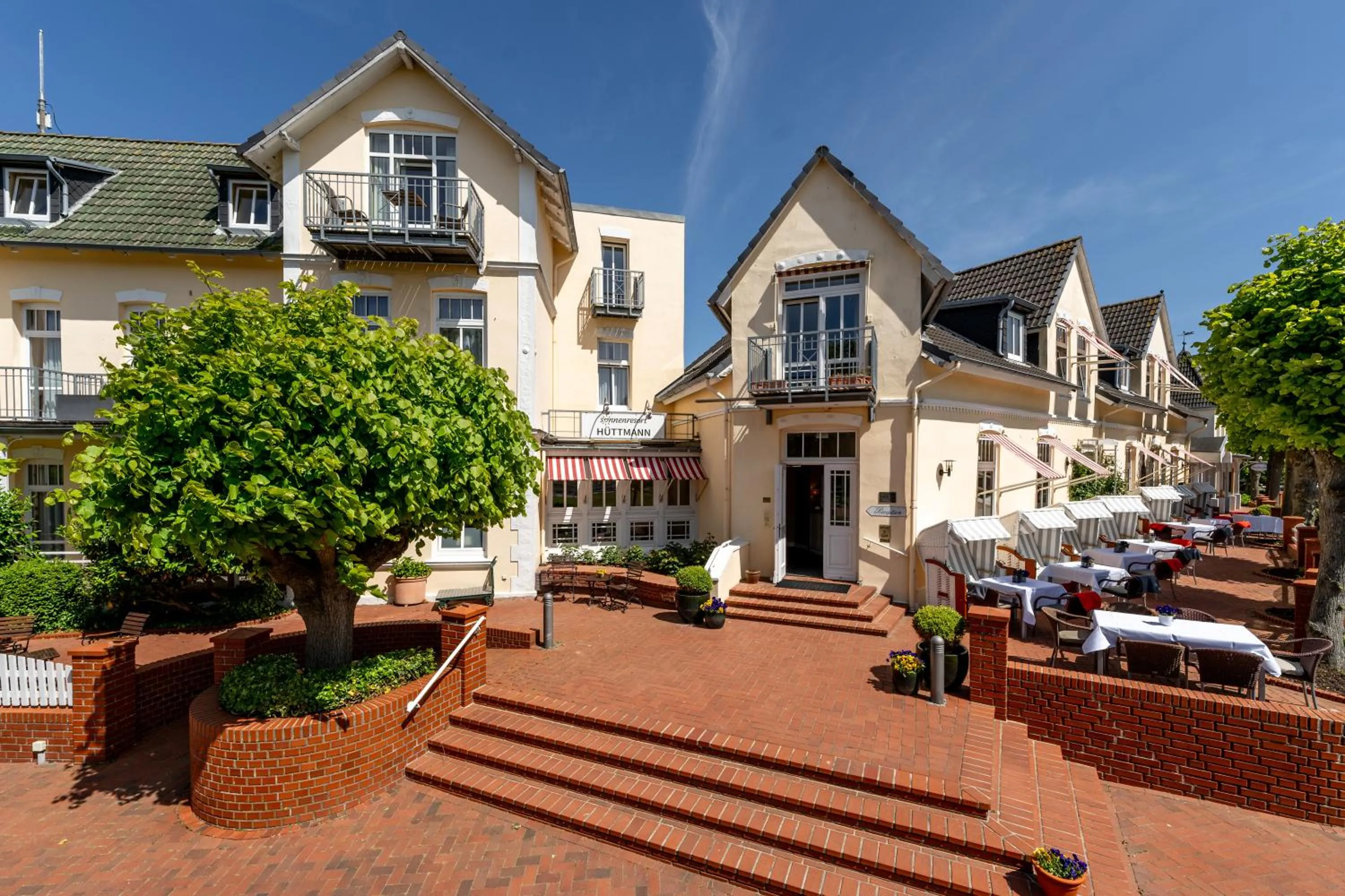 Property building in Hotel Hüttmann