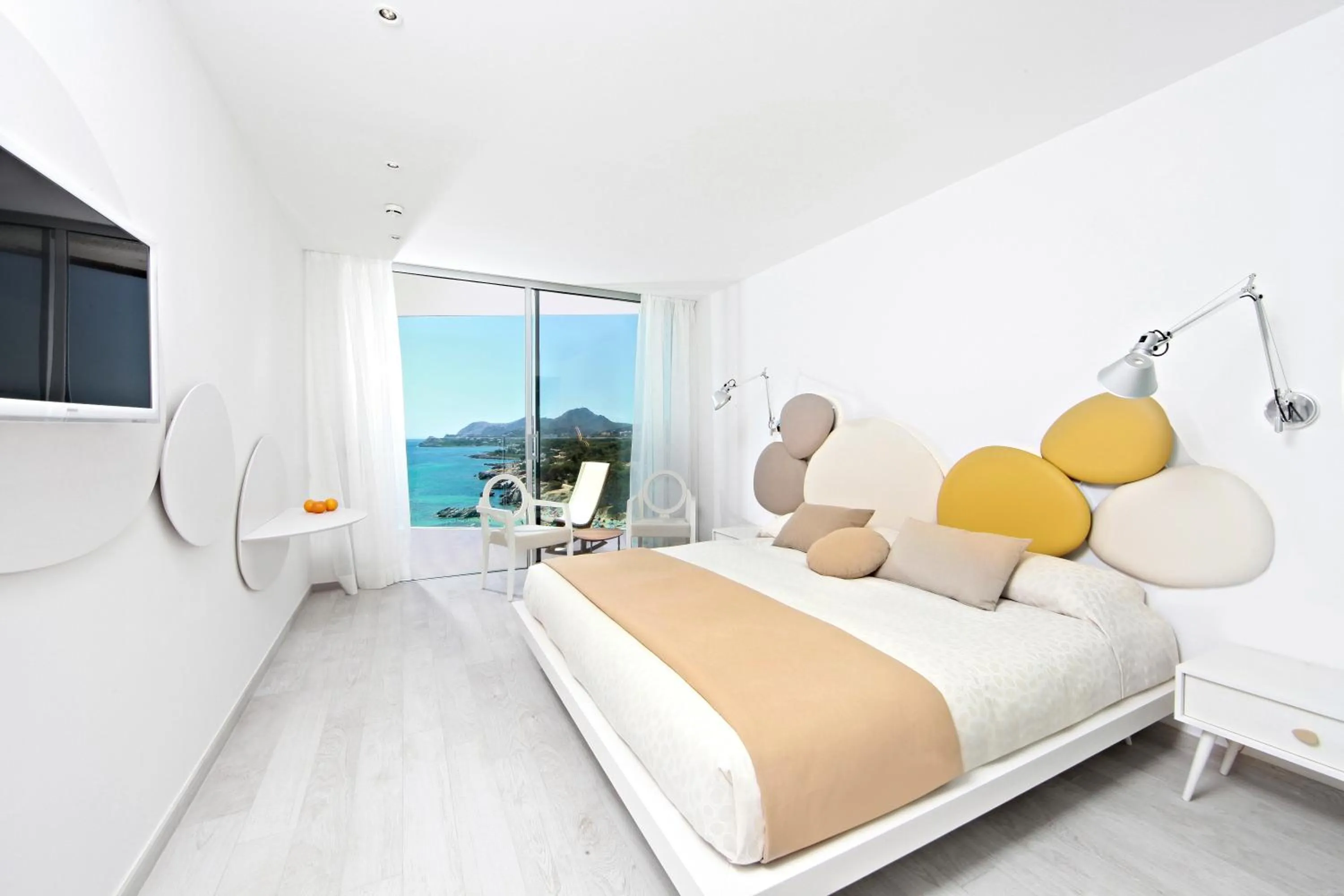 Bed in Son Moll Sentits Hotel & Spa - Adults Only