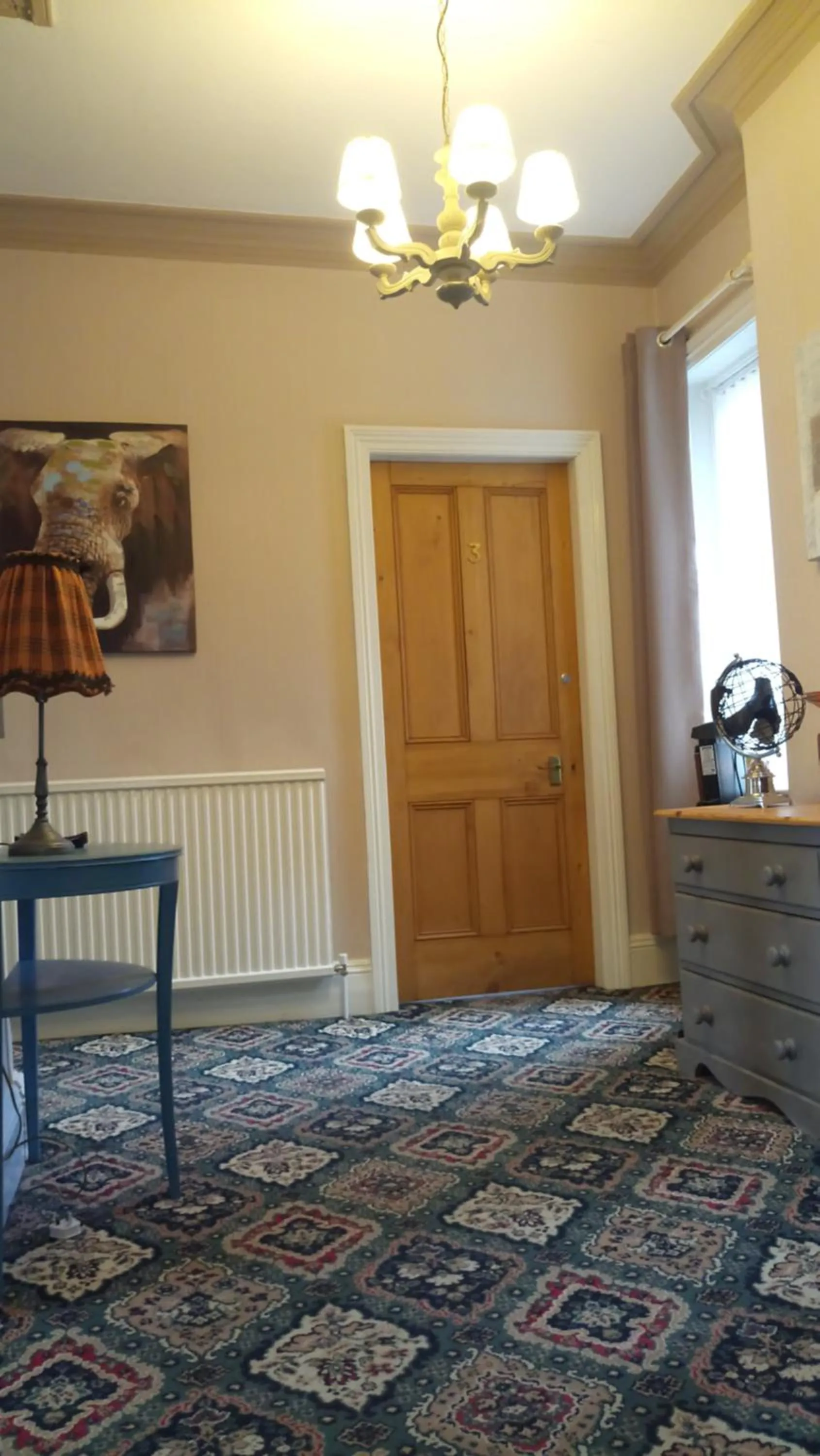 Property building in Warwick Lodge