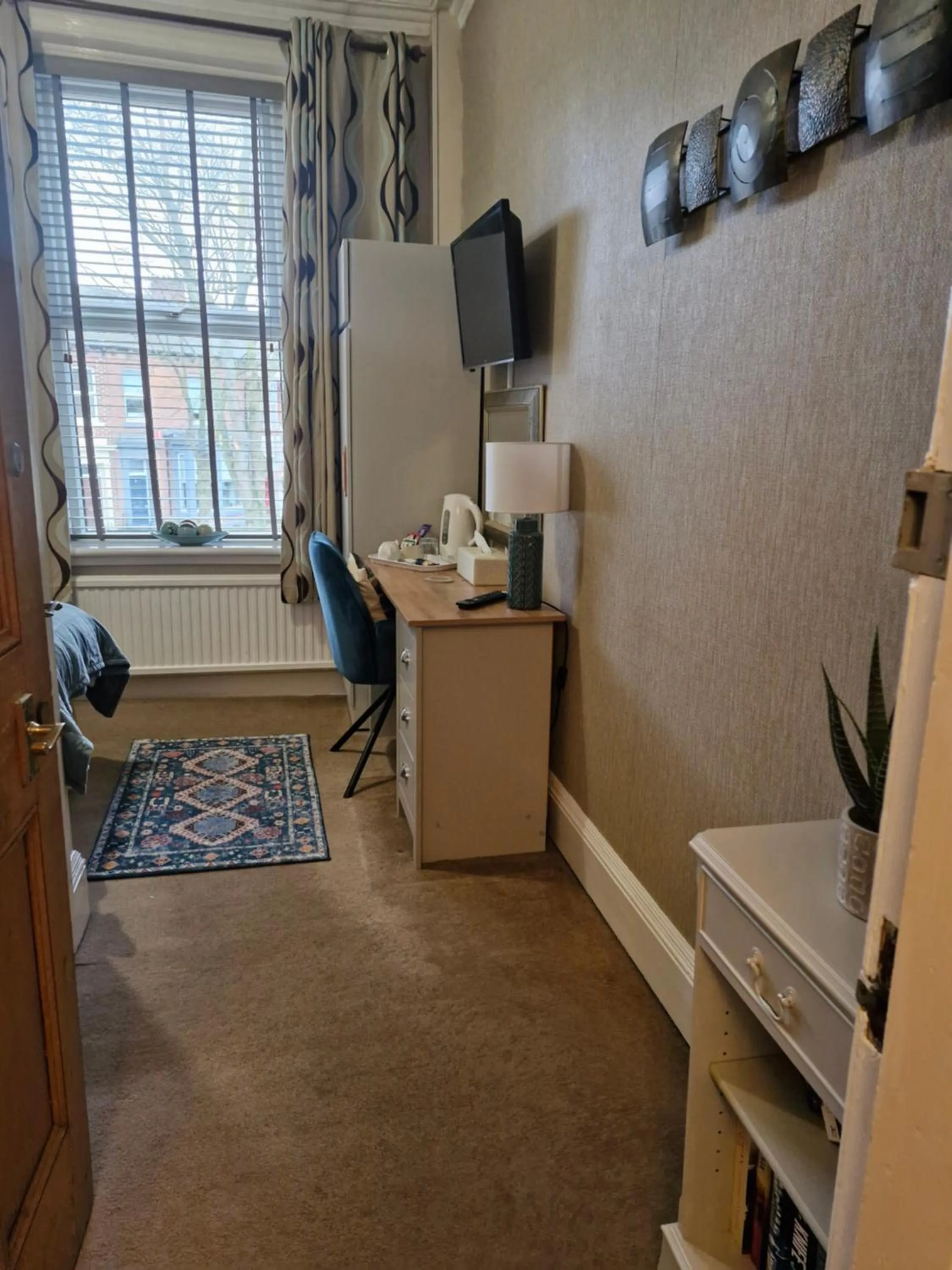 Bedroom in Warwick Lodge