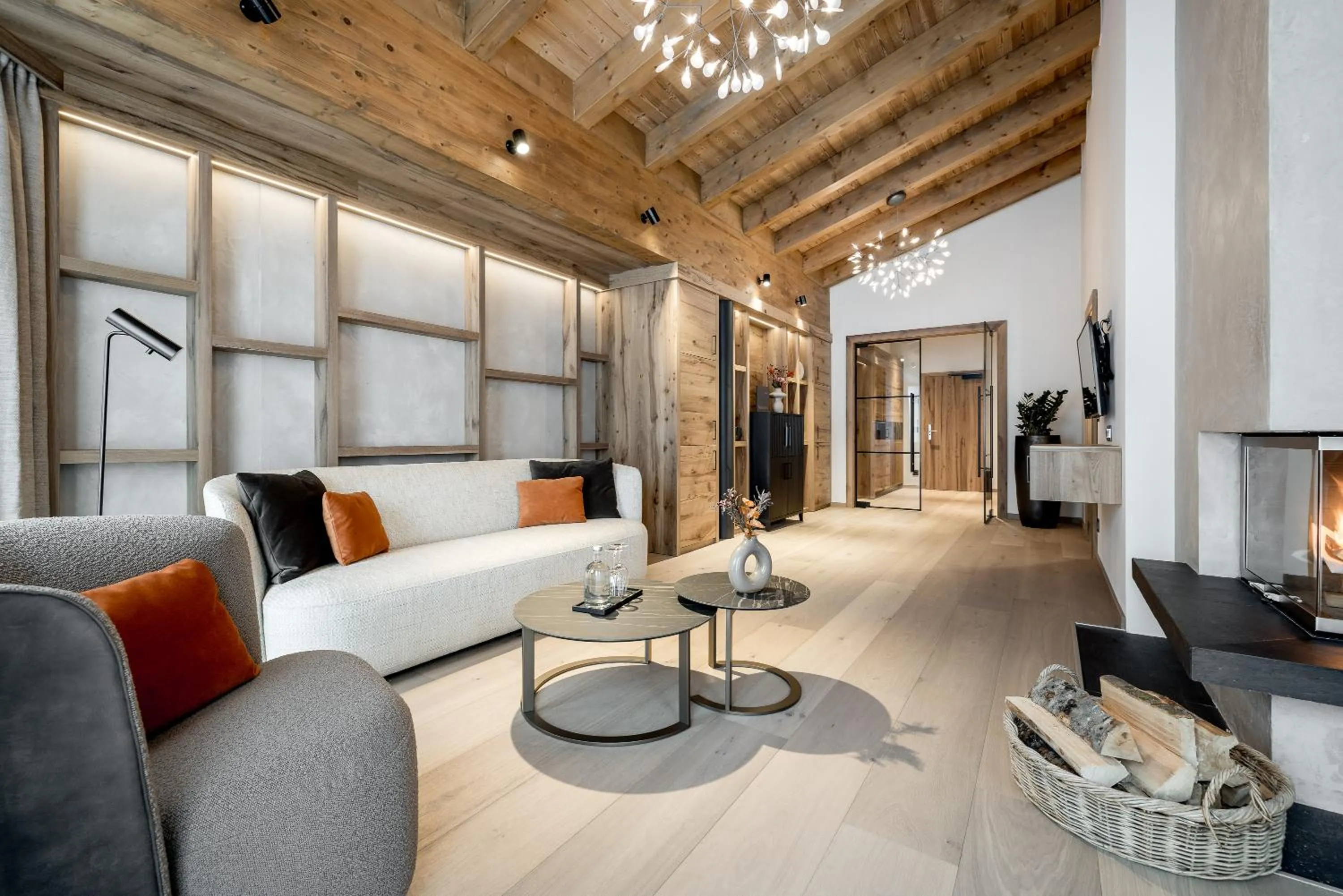 Living room in Das Central – Alpine . Luxury . Life
