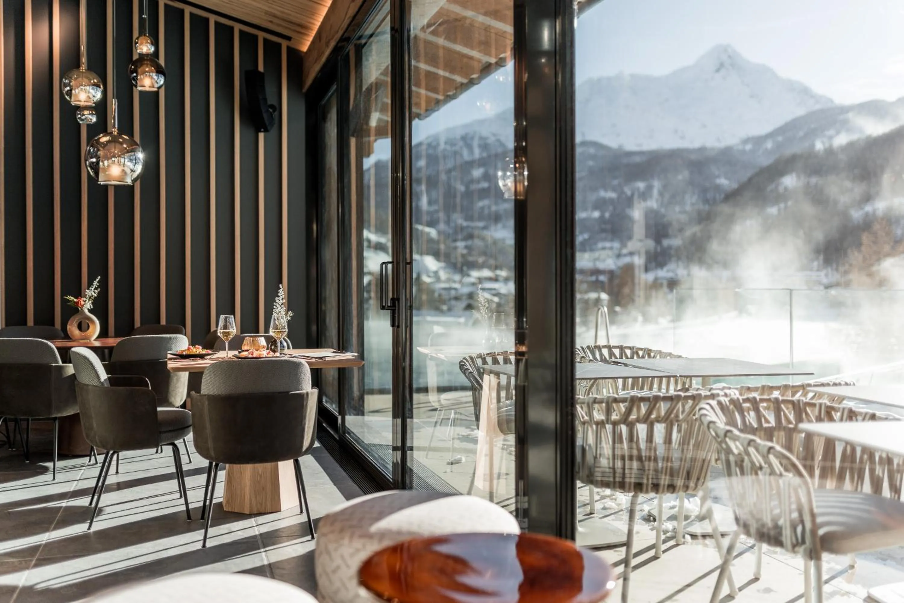Restaurant/places to eat in Das Central – Alpine . Luxury . Life