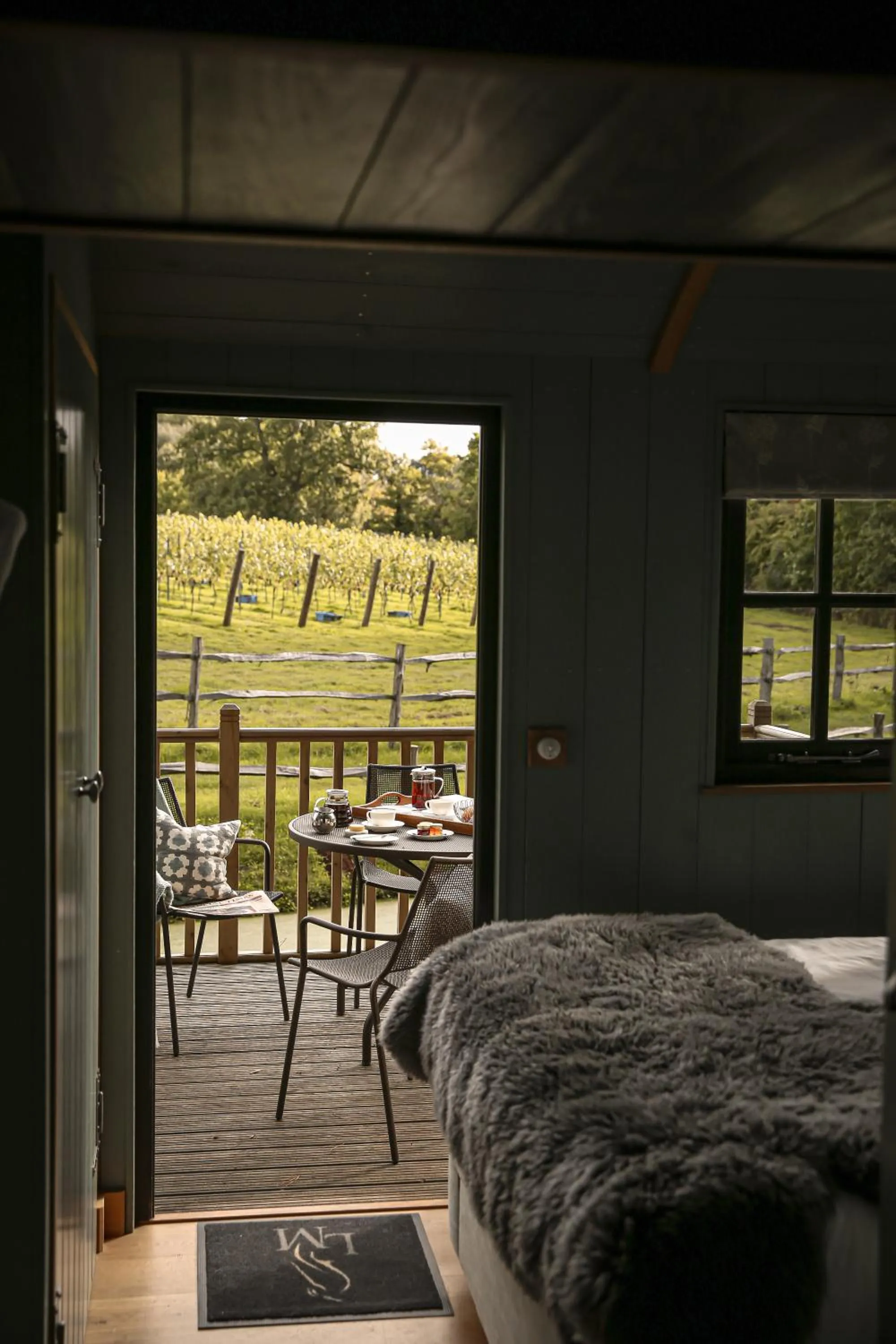 Patio, Bed in Lympstone Manor Hotel Restaurant & Vineyard - Relais & Chateaux