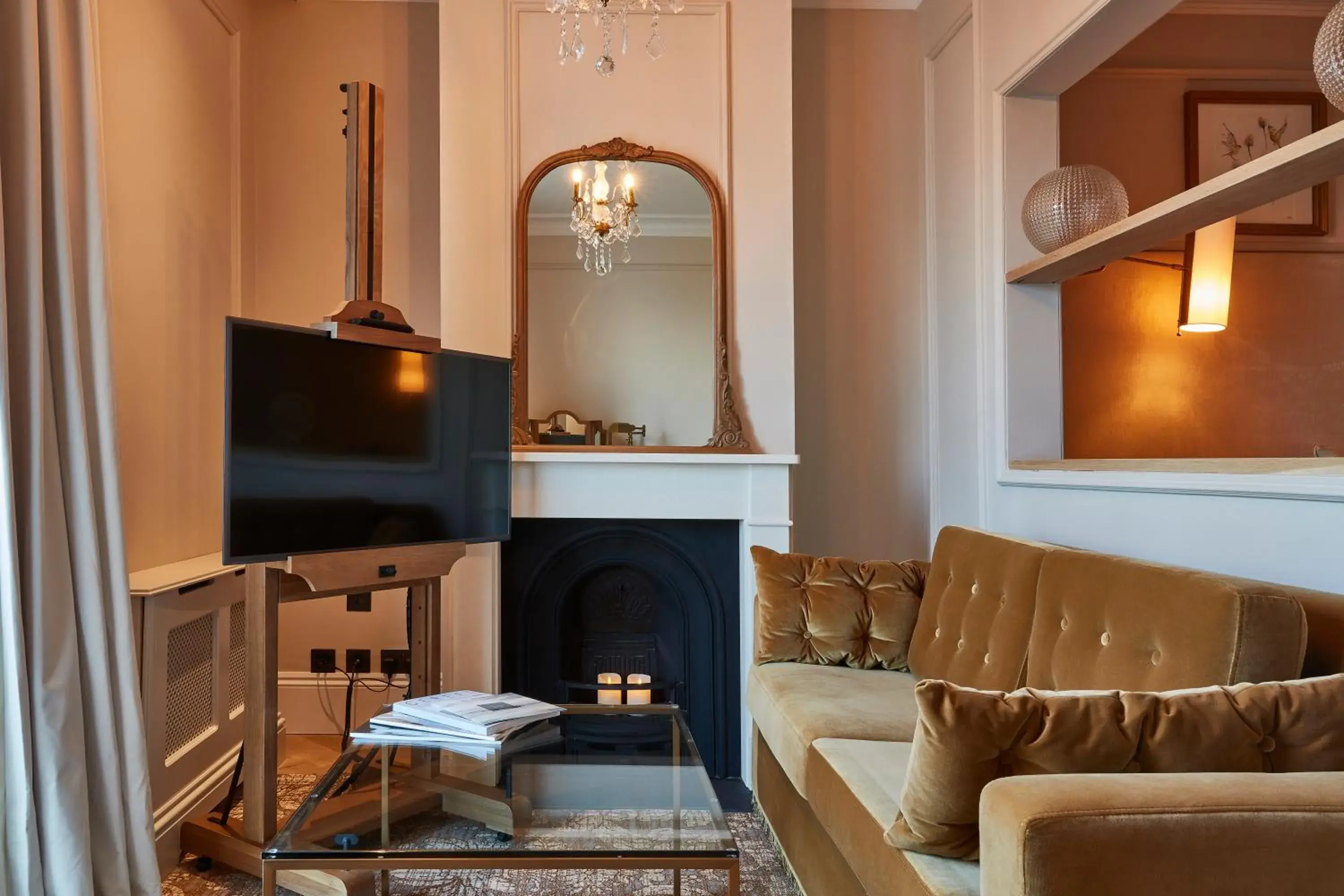 Superior Suite with Sea View - single occupancy in Lympstone Manor Hotel Restaurant & Vineyard - Relais & Chateaux Superior Suite with Sea View - single occupancy in Lympstone Manor Hotel Restaurant & Vineyard - Relais & Chateaux