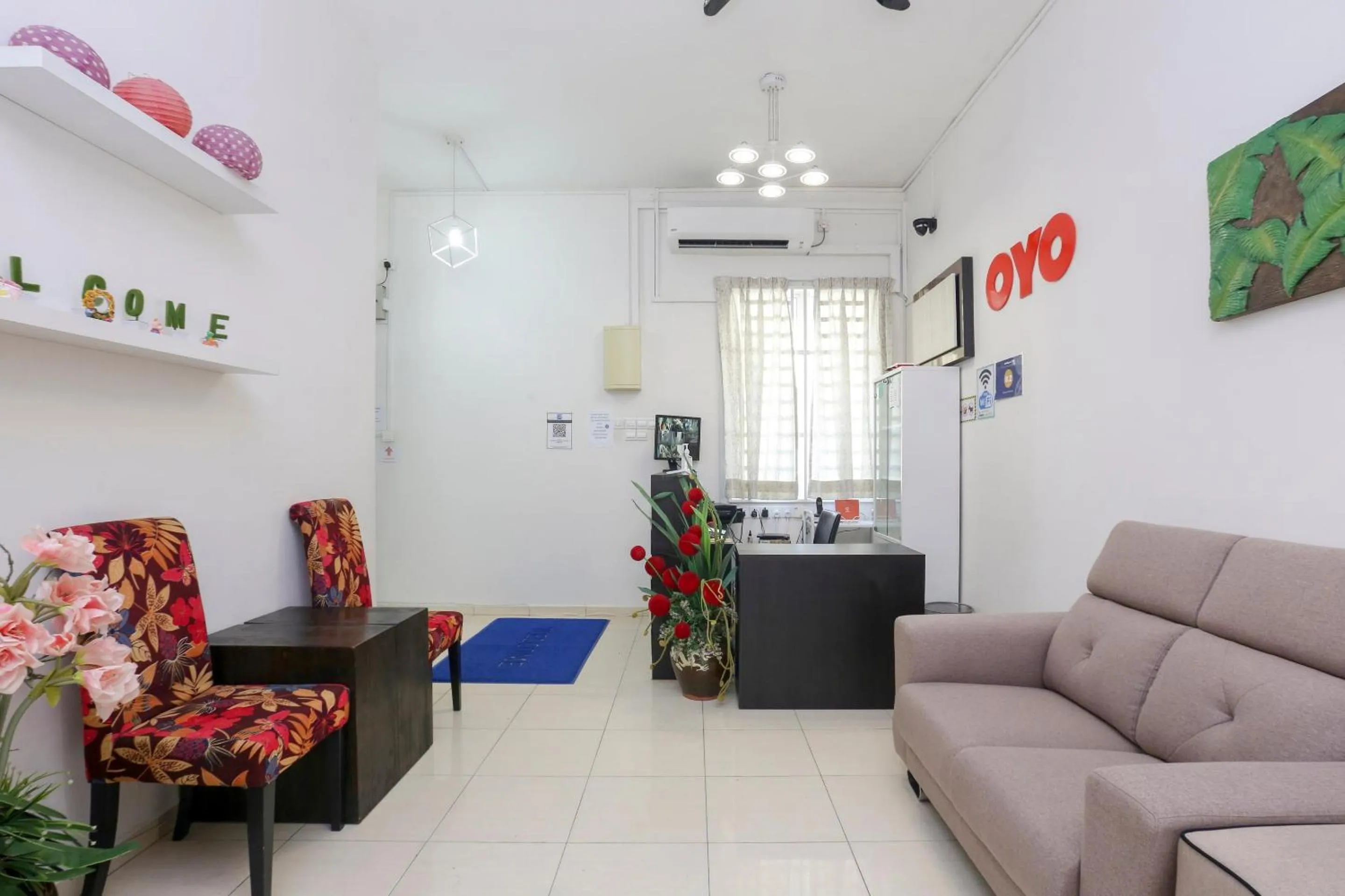 Lobby or reception in Hotel O Come Inn Premium