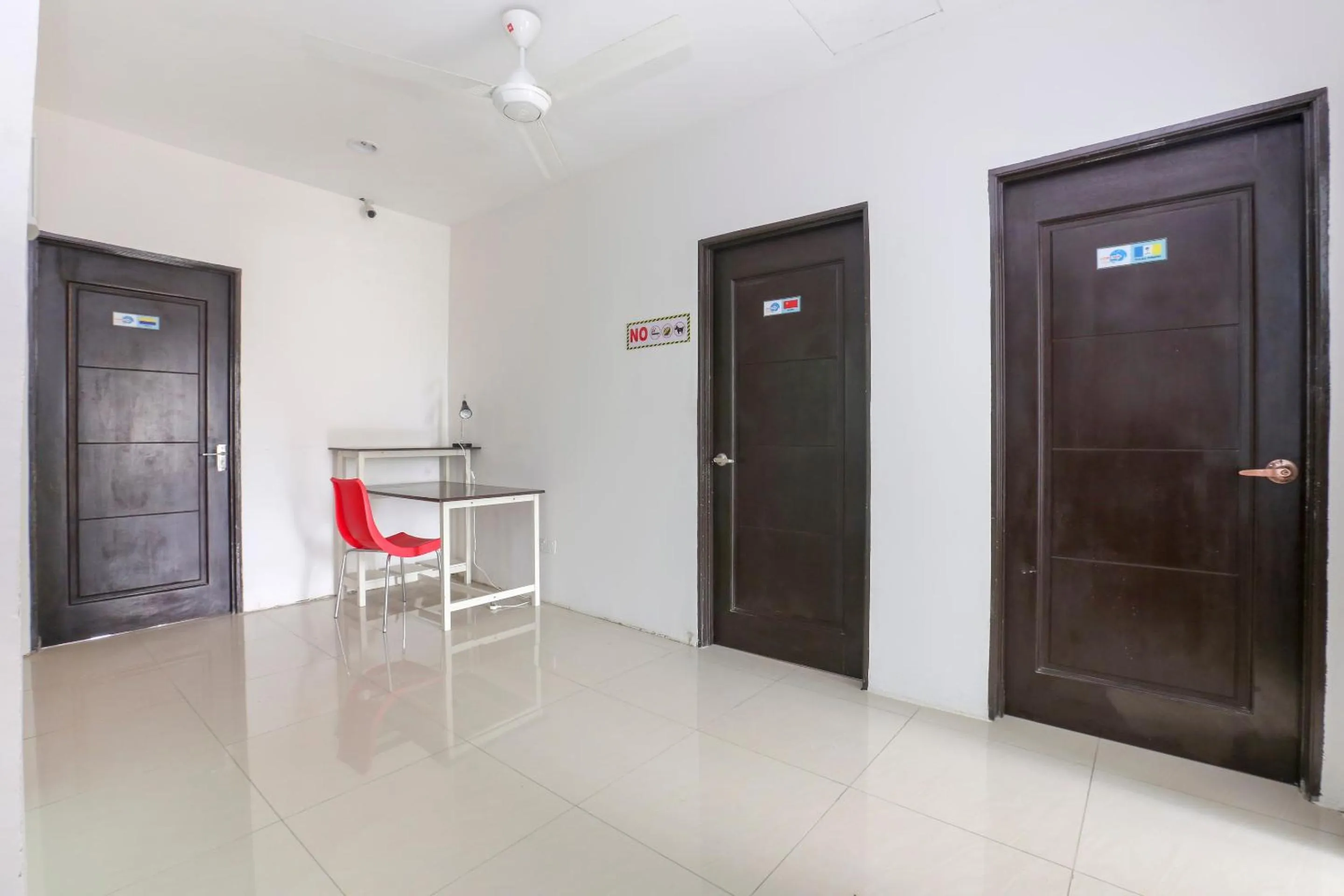 Lobby or reception in Hotel O Come Inn Premium