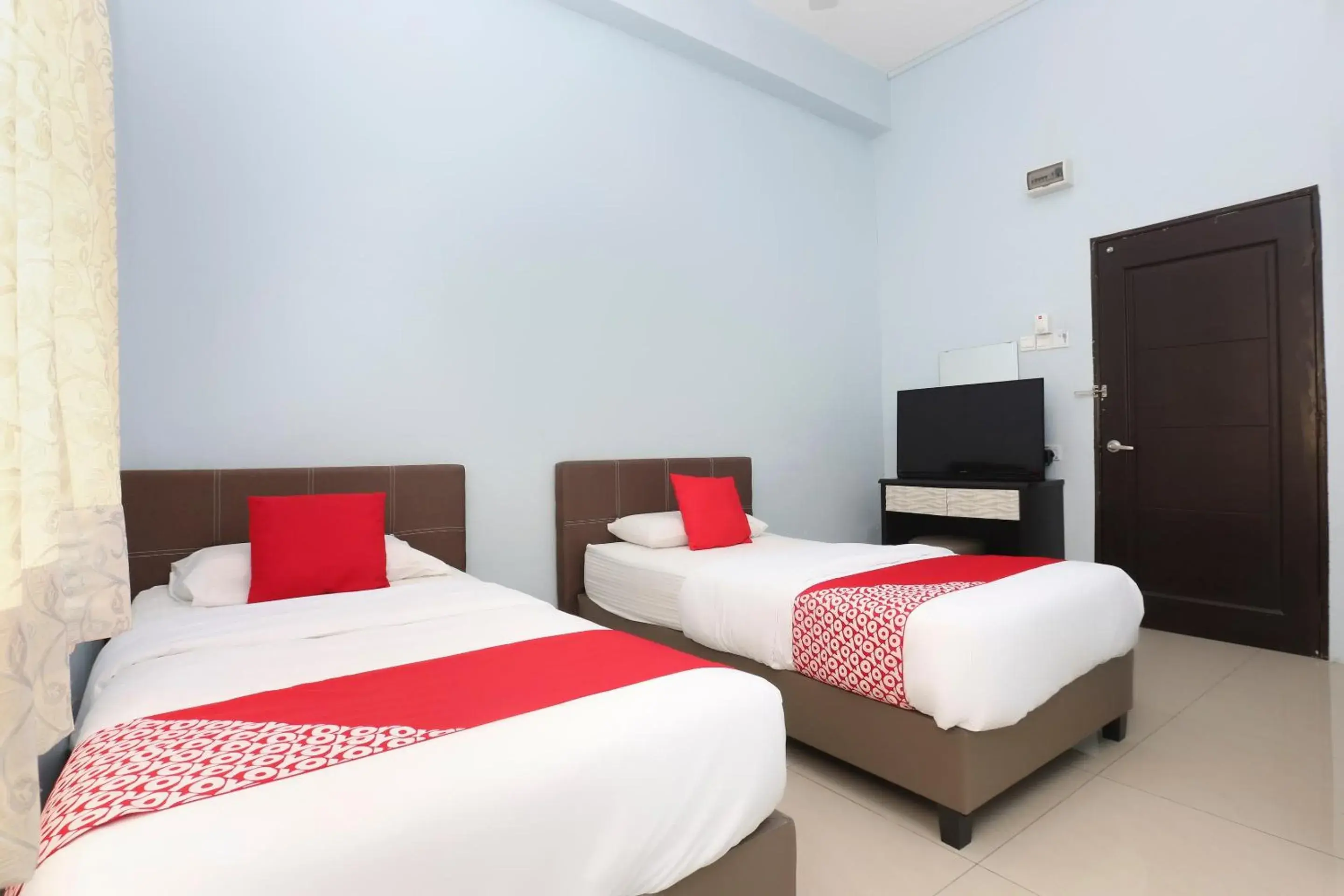 Bedroom, Bed in Hotel O Come Inn Premium Bedroom, Bed in Hotel O Come Inn Premium