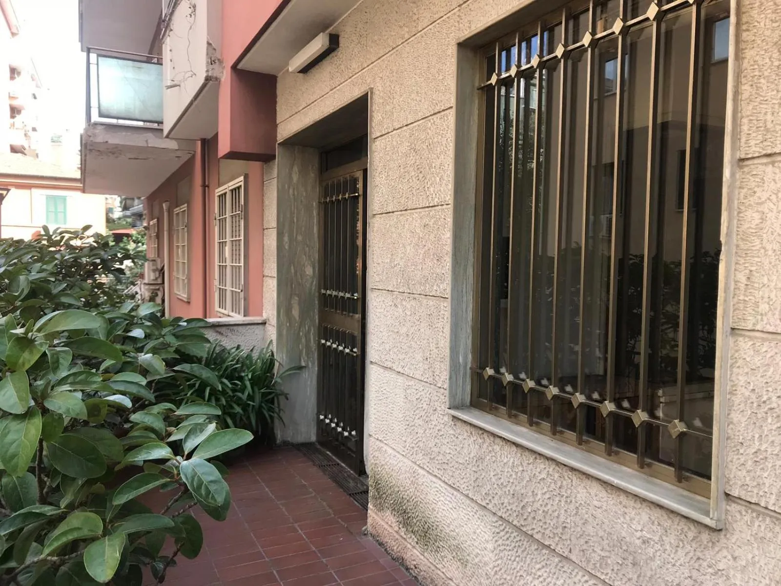 Property building in Dunant House