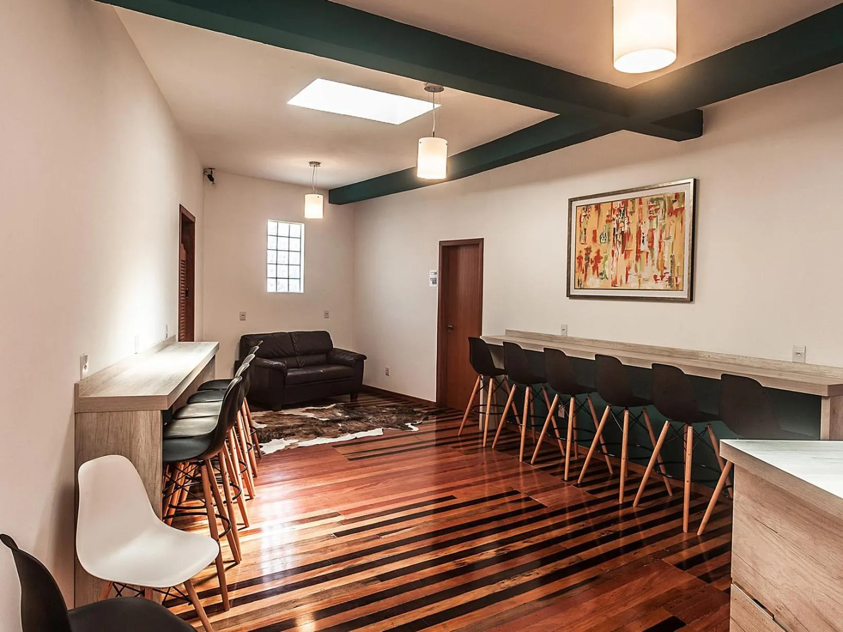 Restaurant/places to eat in The Bridge Hostel Florianópolis