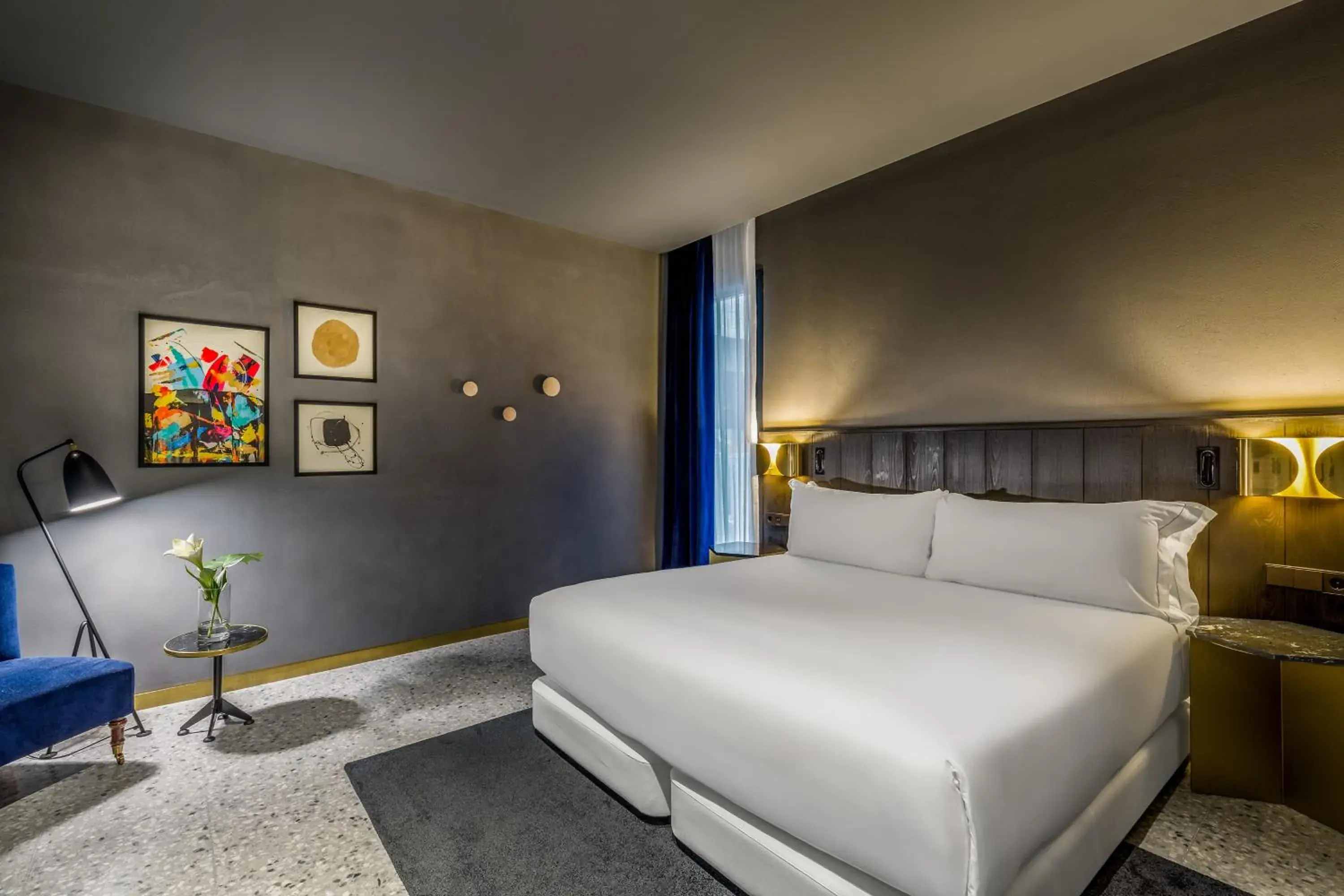 Basic Interior Double Room in Room Mate Collection Gerard, Barcelona Basic Interior Double Room in Room Mate Collection Gerard, Barcelona