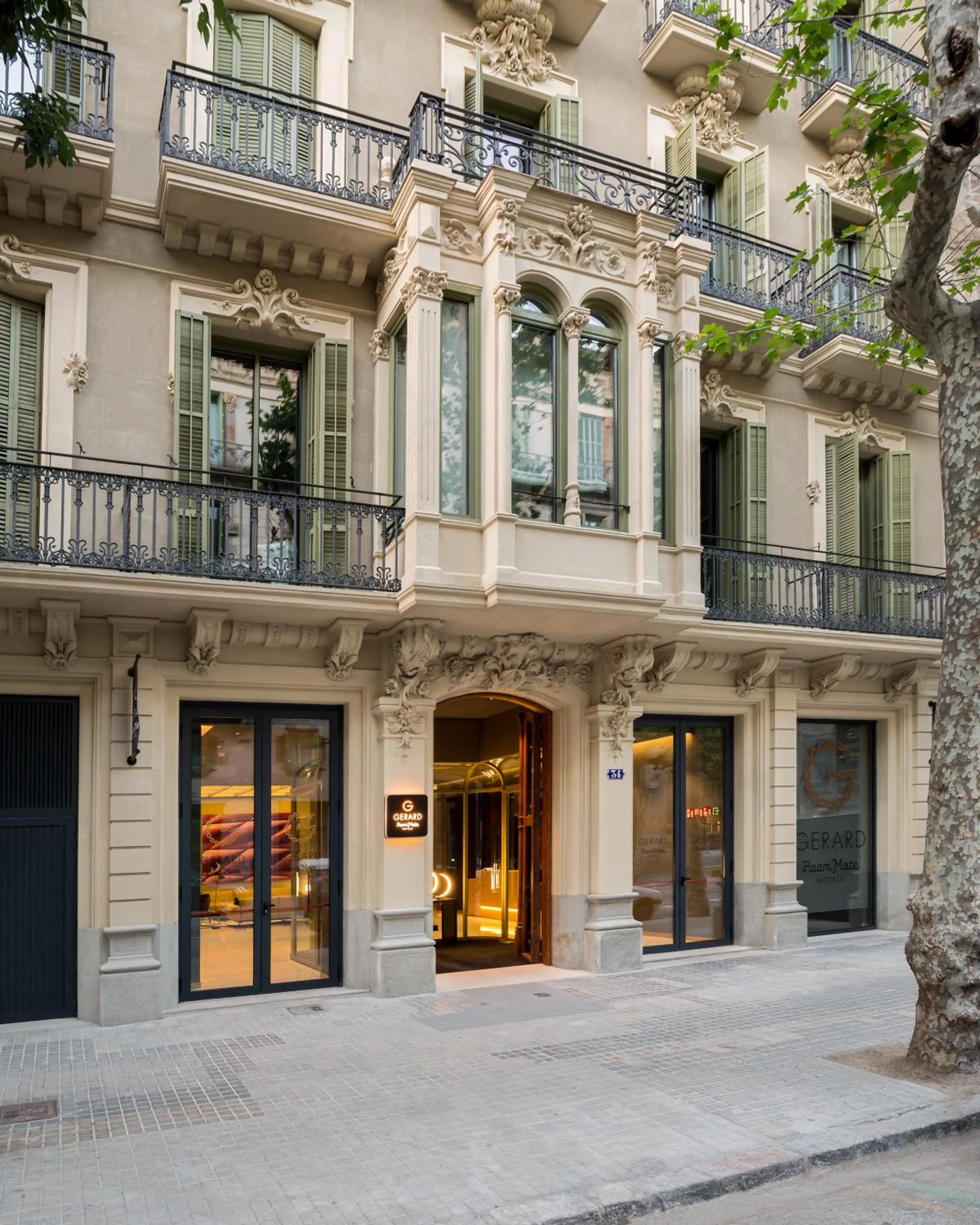 Facade/entrance in Room Mate Collection Gerard, Barcelona