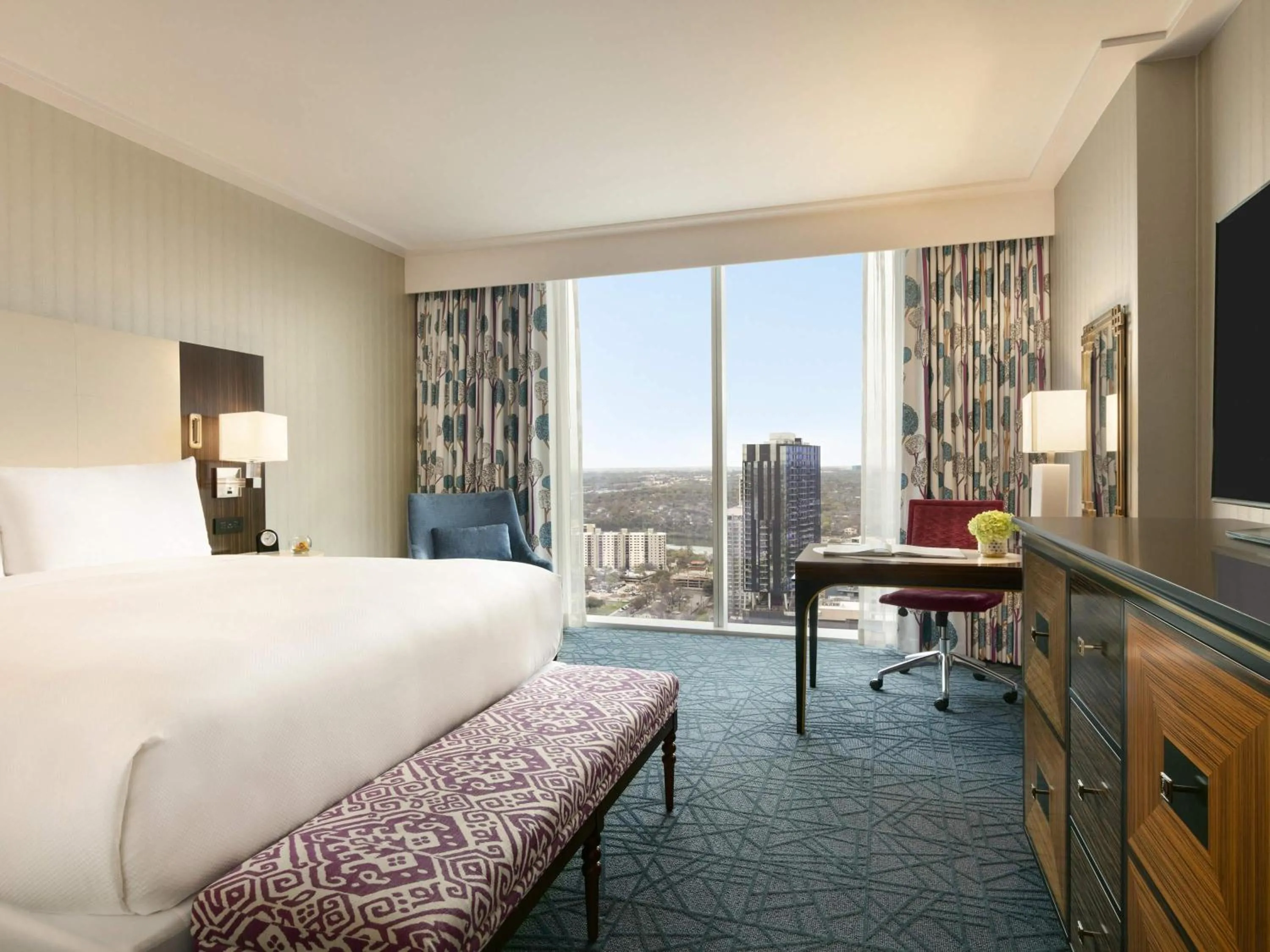 Bedroom, Bed in Fairmont Austin