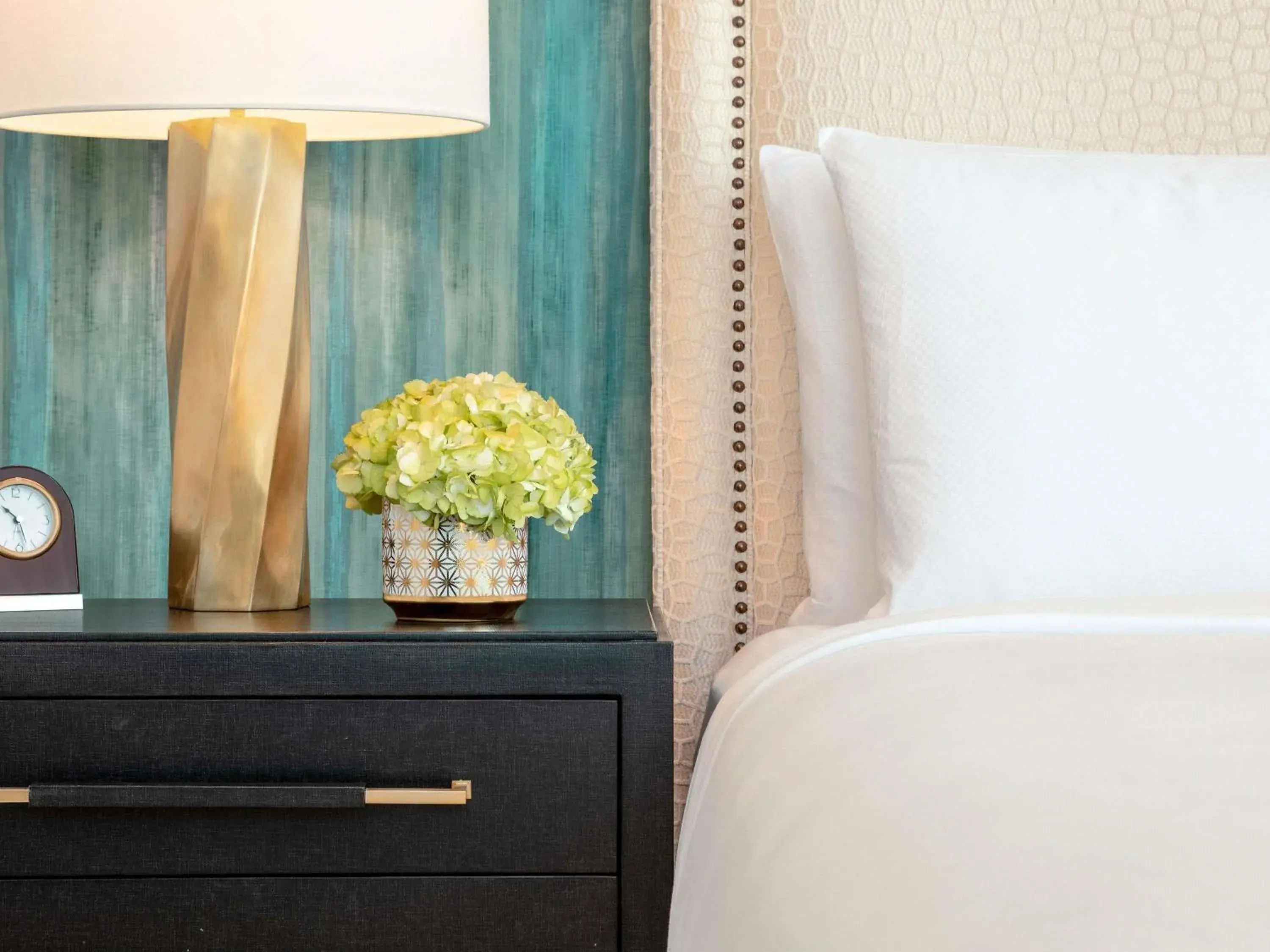 Bedroom, Bed in Fairmont Austin Bedroom, Bed in Fairmont Austin