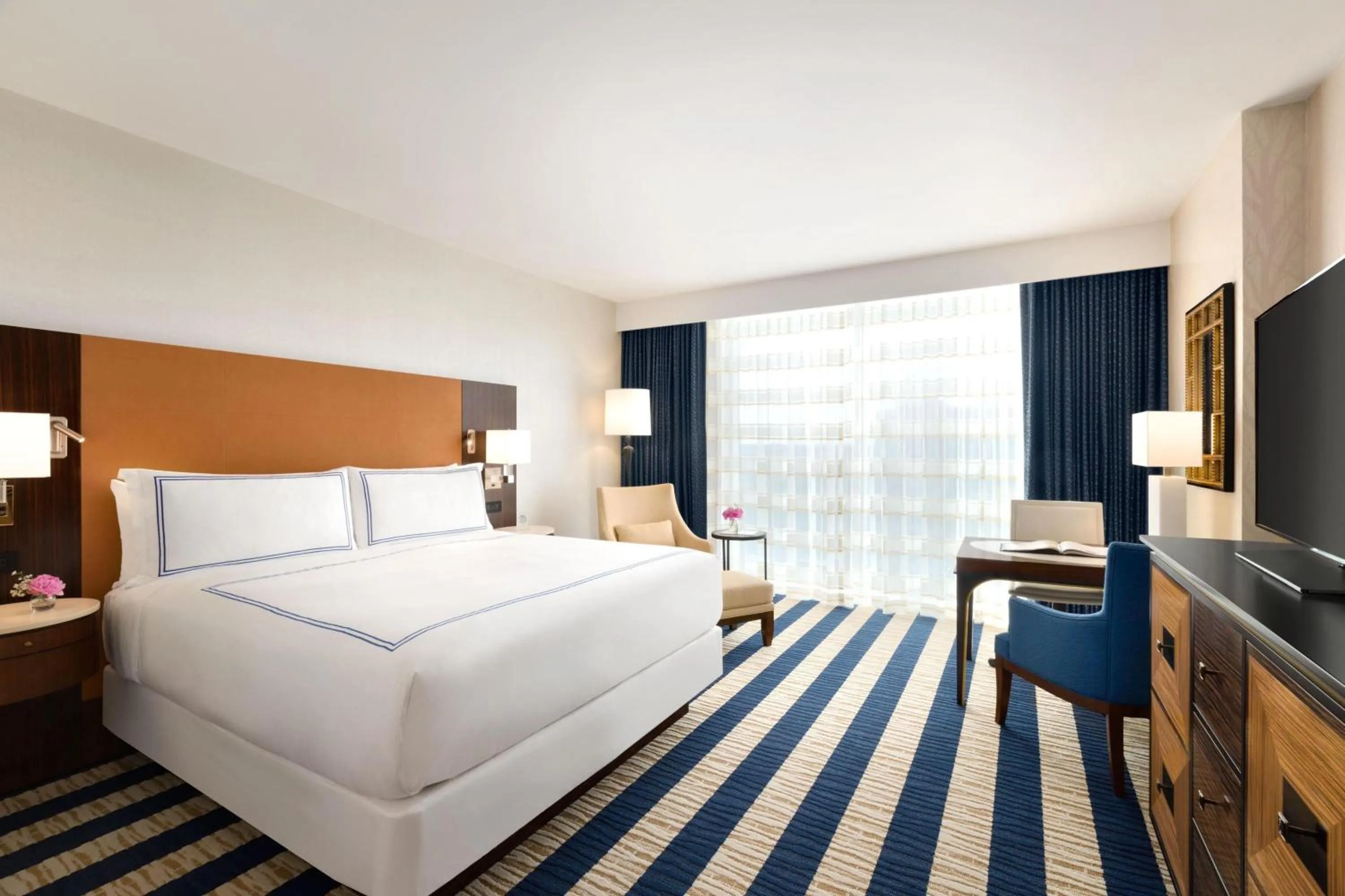 Bedroom, Bed in Fairmont Austin